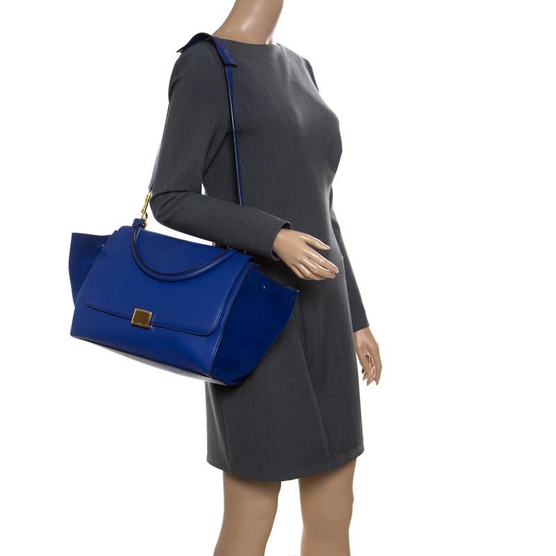Celine Blue Leather and Suede Medium Trapeze Bag In Good Condition In Dubai, Al Qouz 2