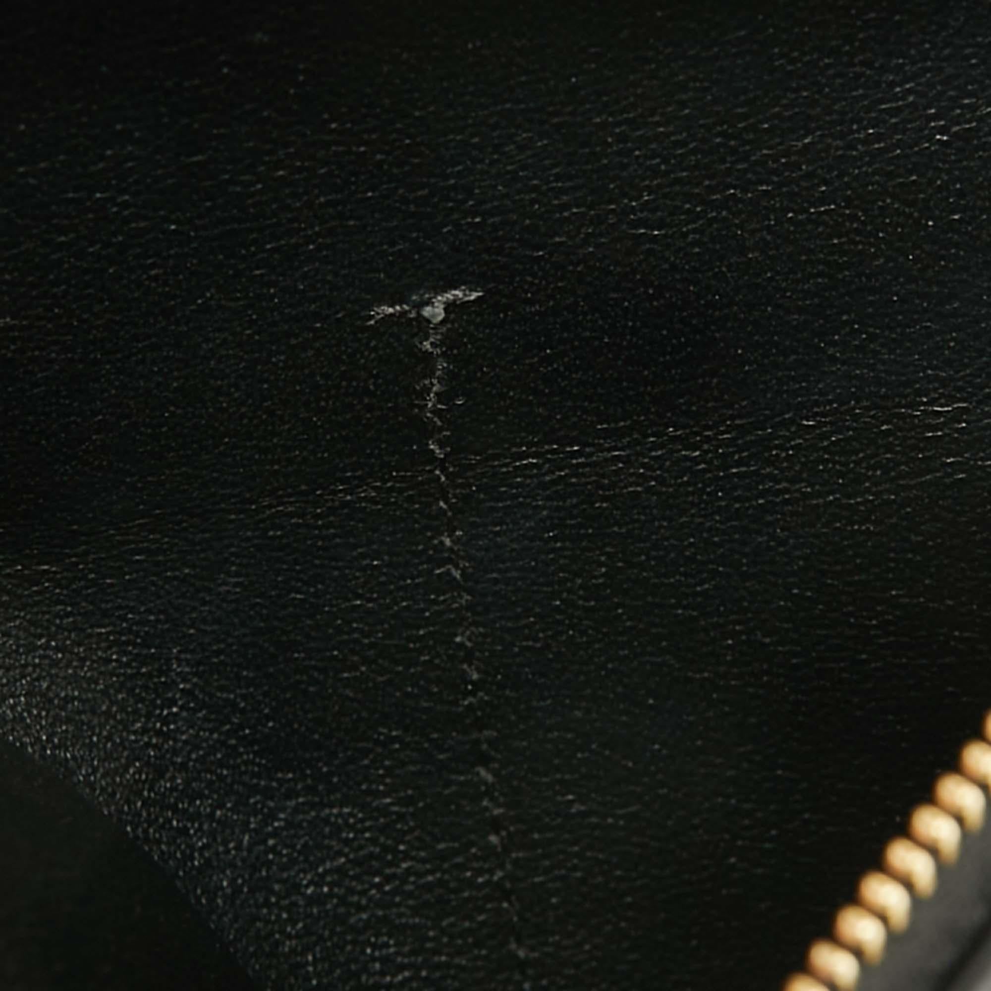 Celine Blue Leather and Suede Small Trapeze Bag In Good Condition In Dubai, Al Qouz 2
