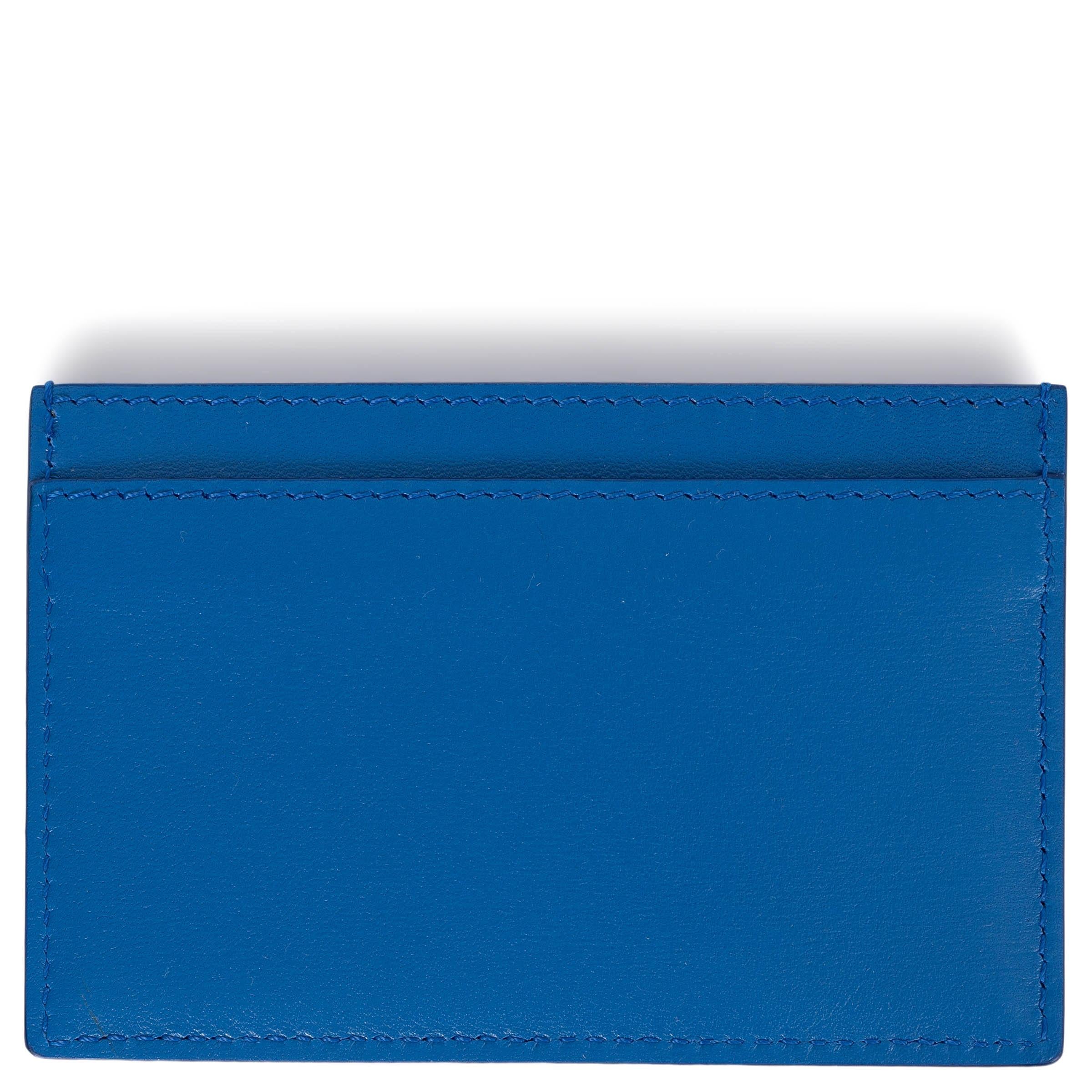 100% authentic Céline credit card wallet in blue smooth leather. Brand new. Comes with dust bag. 

Measurements
Width	10.5cm (4.1in)
Height	7cm (2.7in)

All our listings include only the listed item unless otherwise specified in the description above