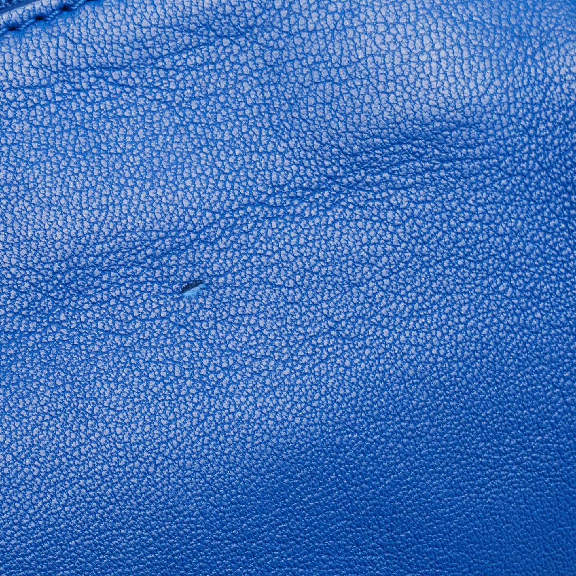 Celine Blue Leather Large Trio Zip Crossbody Bag For Sale 2