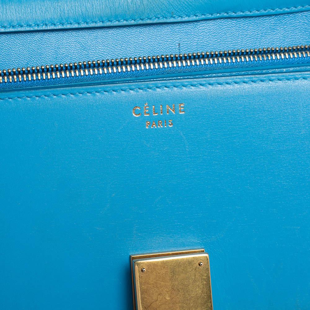 Celine - Sac à bandoulière classique en cuir bleu, taille moyenne en vente 5