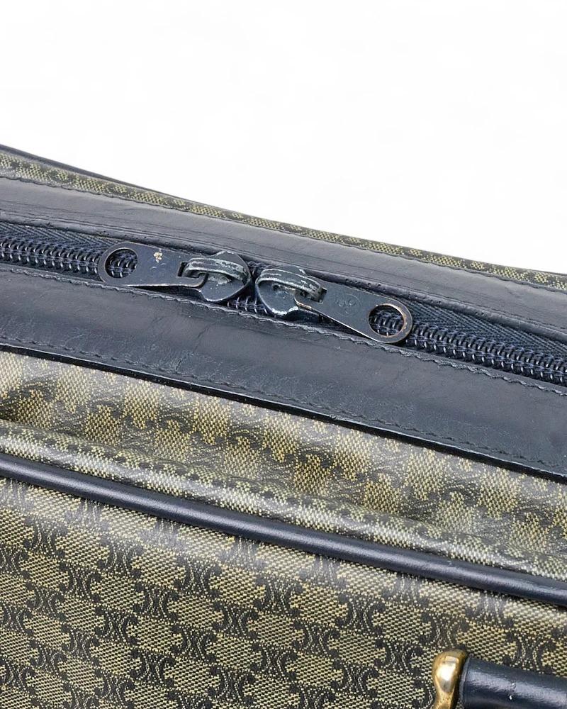 Celine 50 Vintage Triomphe Blau Duffle Bag im Angebot 8