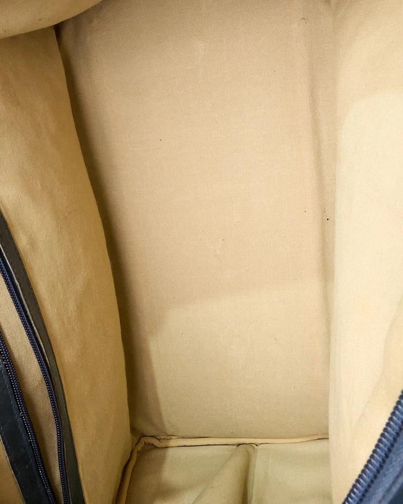 Celine 50 Vintage Triomphe Blau Duffle Bag im Angebot 10