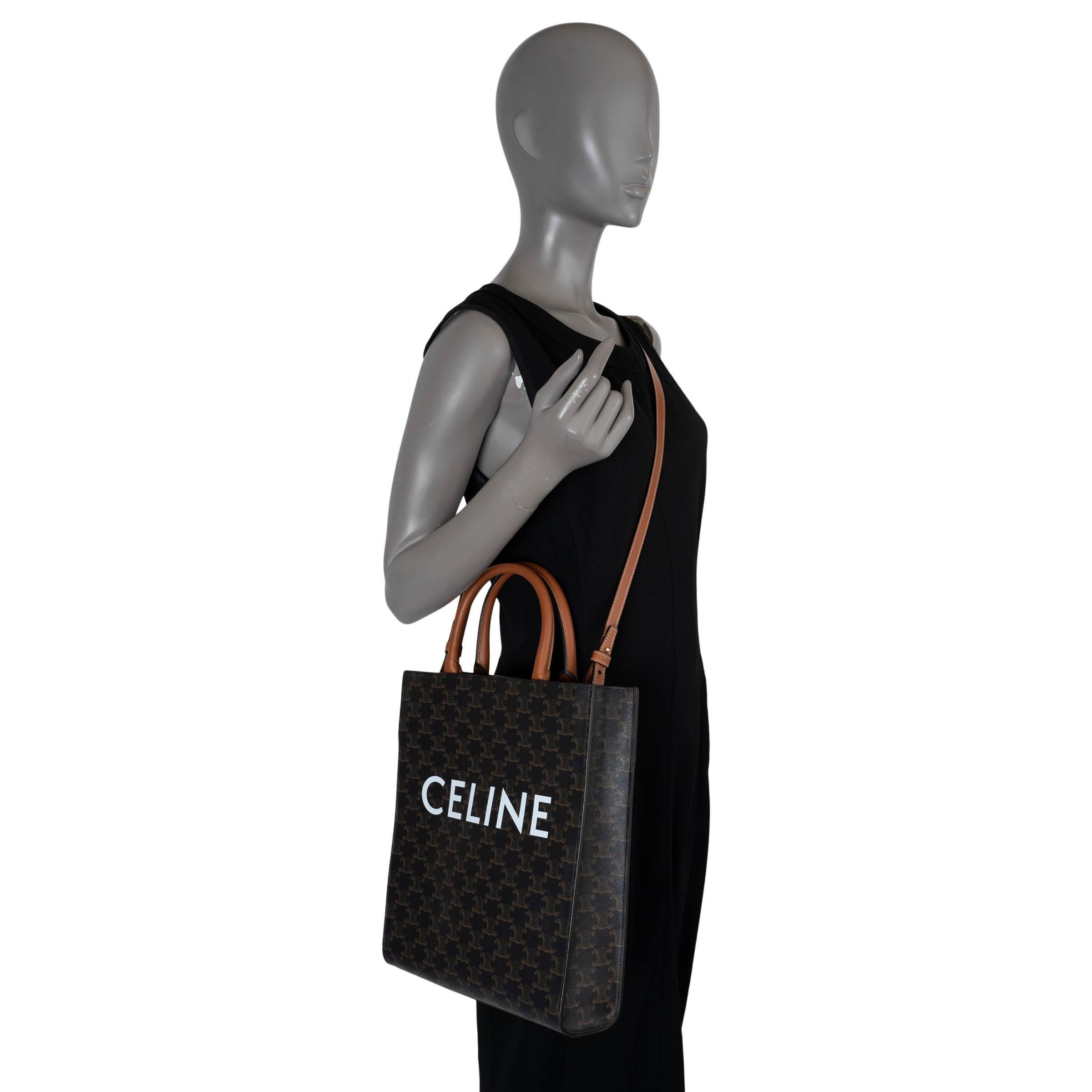 CELINE Braunes Canvas SMALL TRIOMPHE VERTICAL CABAS Tote Bag im Angebot 2