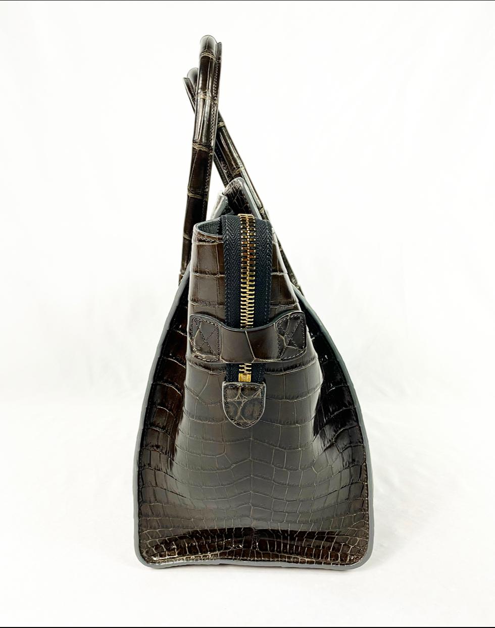 Black CELINE Brown Crocodile Medium Phantom Luggage Tote Bag For Sale