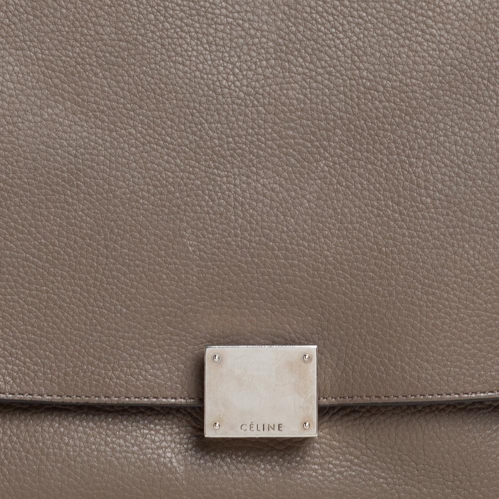 Celine Brown/Grey Leather and Suede Medium Trapeze Top Handle Bag In Good Condition For Sale In Dubai, Al Qouz 2