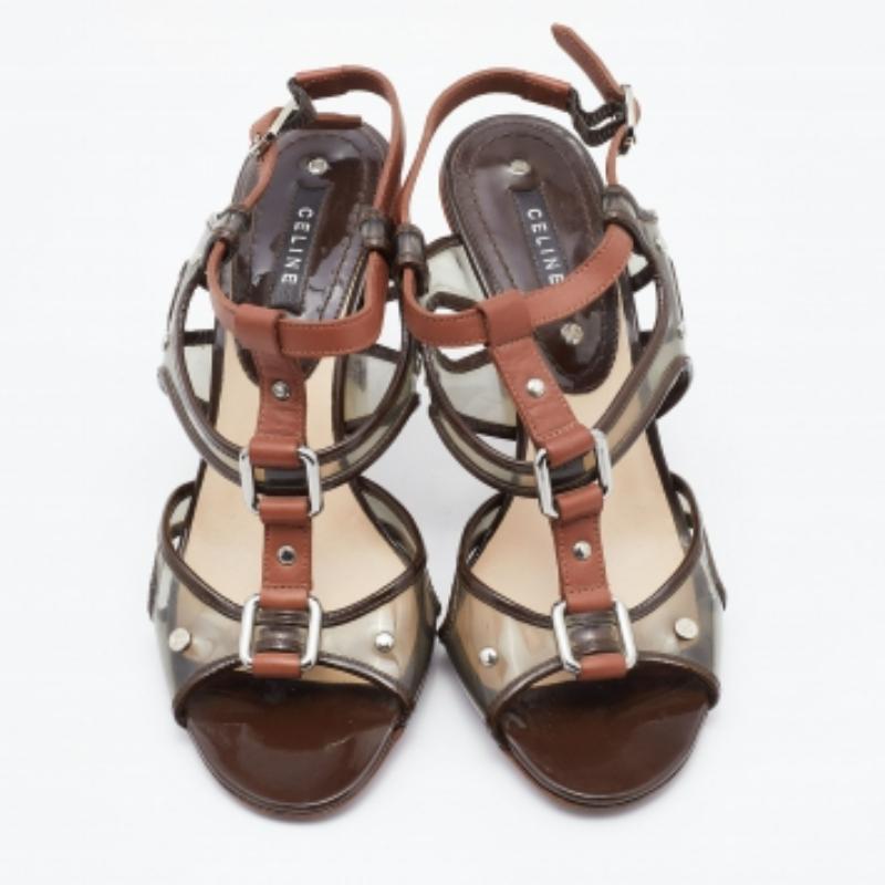 Estas sandalias enmarcarán sus pies de forma elegante. Fabricados con materiales de calidad, presentan un diseño elegante y unas plantillas cómodas.