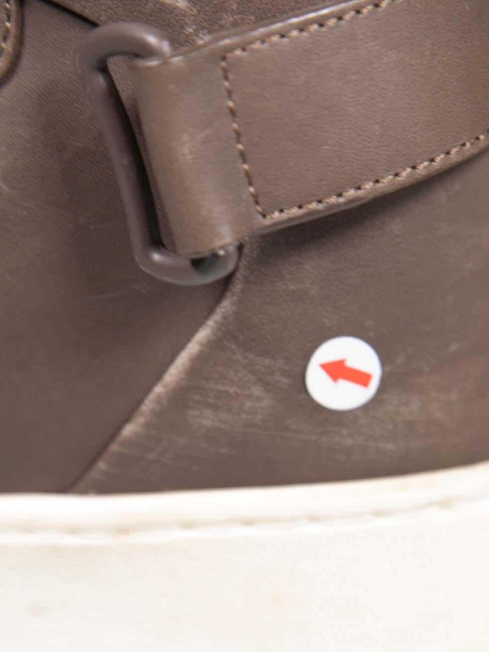 Céline Scarpe da ginnastica alte in pelle marrone Up & Up Taglia IT 39 in vendita 1