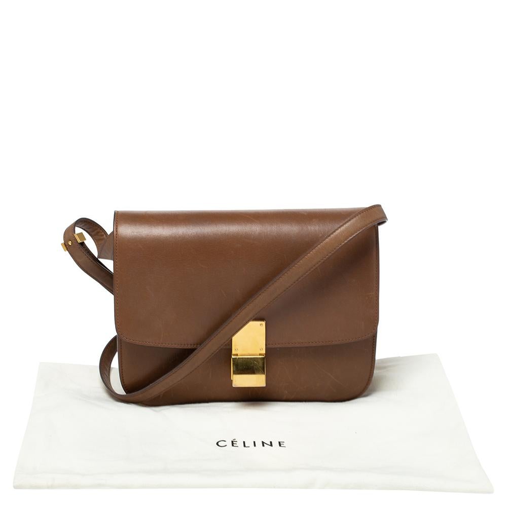 Celine Brown Leather Medium Classic Box Shoulder Bag For Sale 4