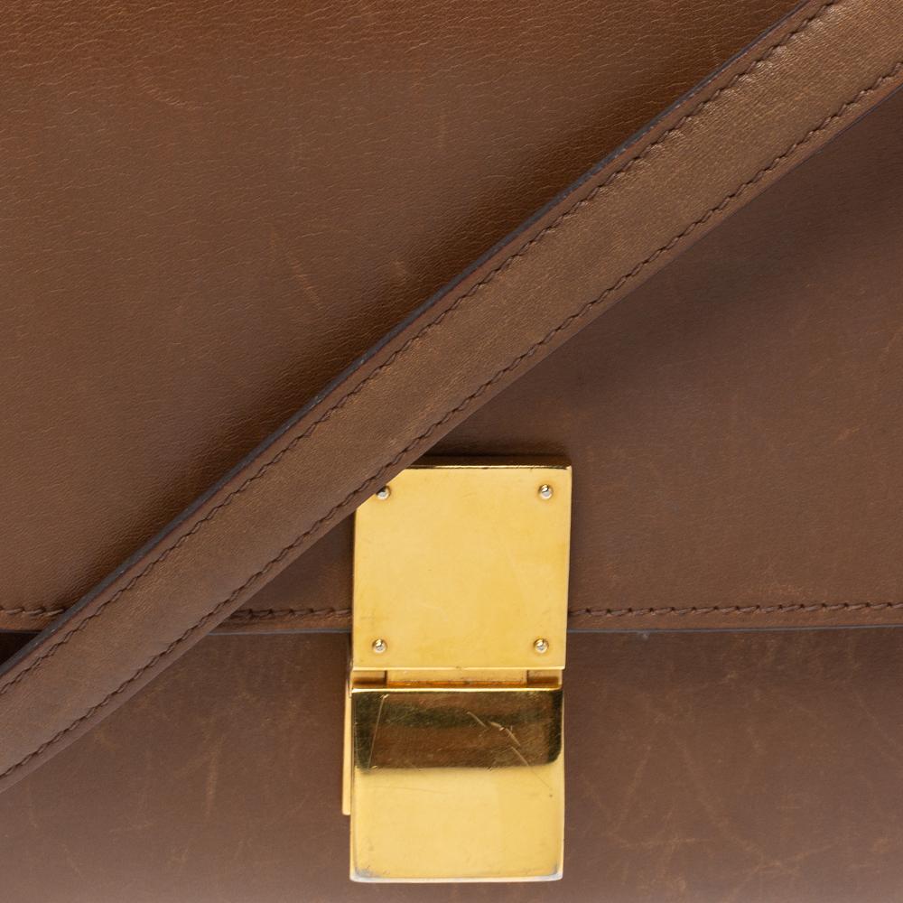 Women's Celine Brown Leather Medium Classic Box Shoulder Bag For Sale