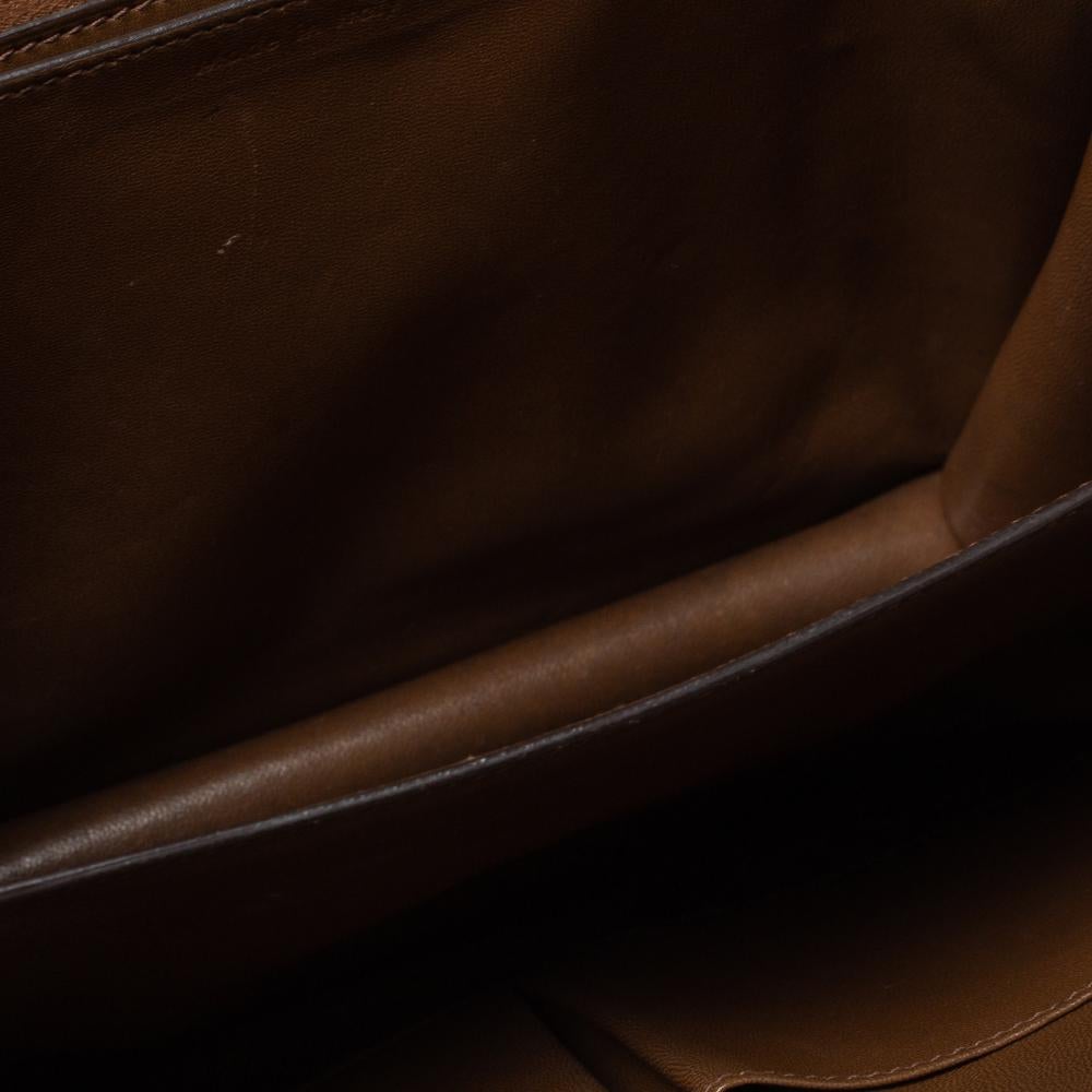 Celine Brown Leather Medium Classic Box Shoulder Bag For Sale 2