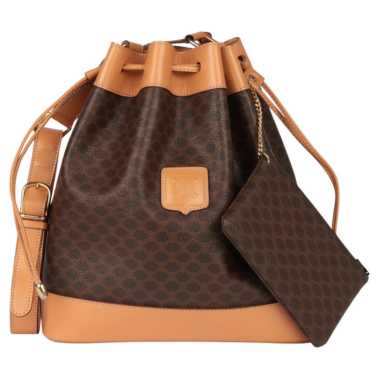 Celine Brown Macadam Coated Canvas 
Calfskin Leather Bucket Bag with Pouch in vendita