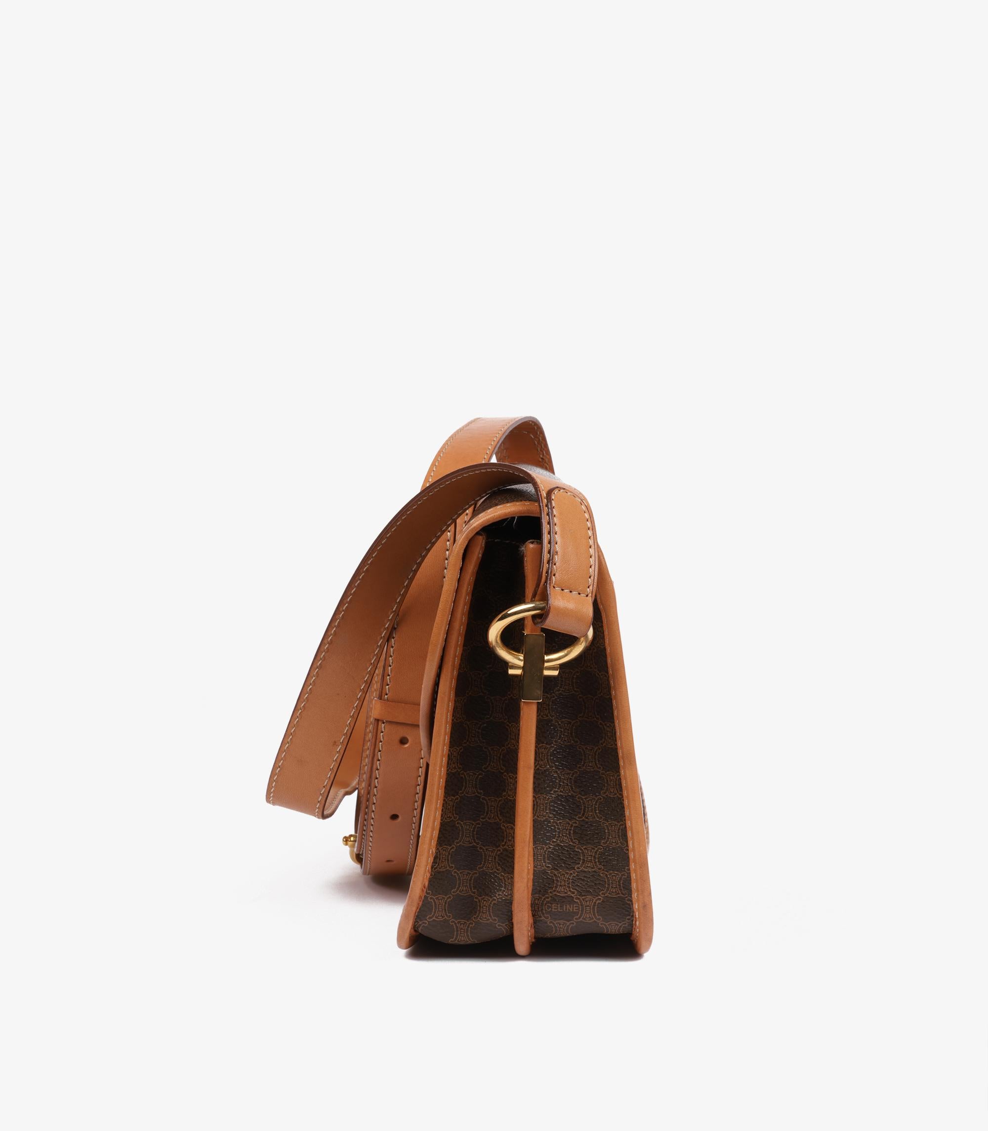 Celine Braunes Macadam Monogram beschichtetes Segeltuch & Kalbsleder Vintage By Messenger im Angebot 1