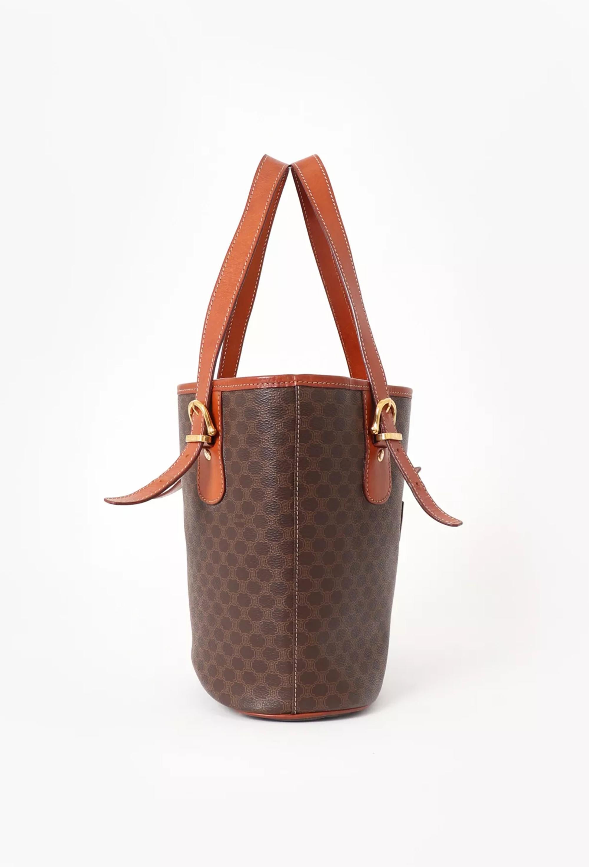 Borsa Tote Celine Marrone Macadam Triomphe Monogram In condizioni buone in vendita a Paris, FR