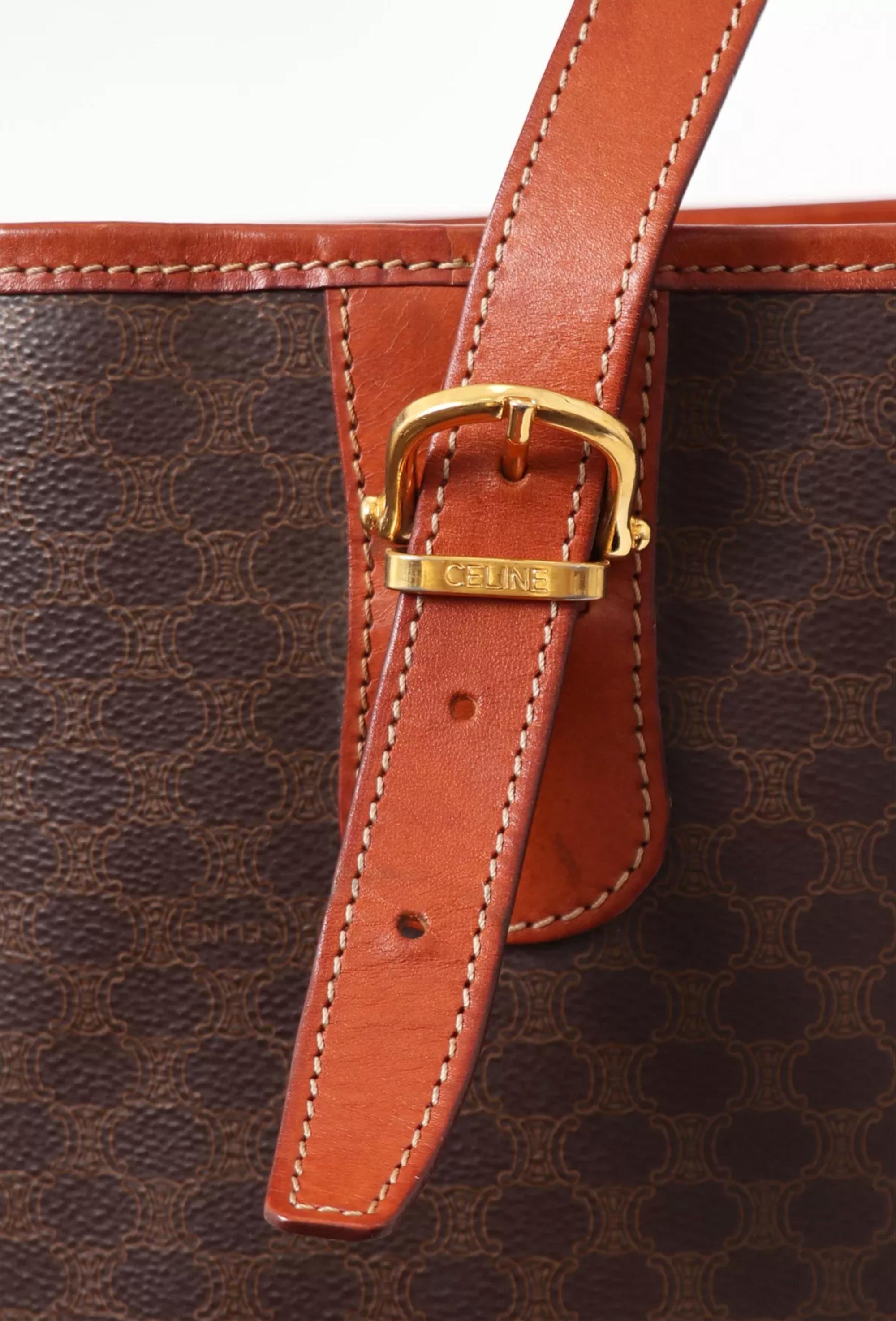 Borsa Tote Celine Marrone Macadam Triomphe Monogram in vendita 3