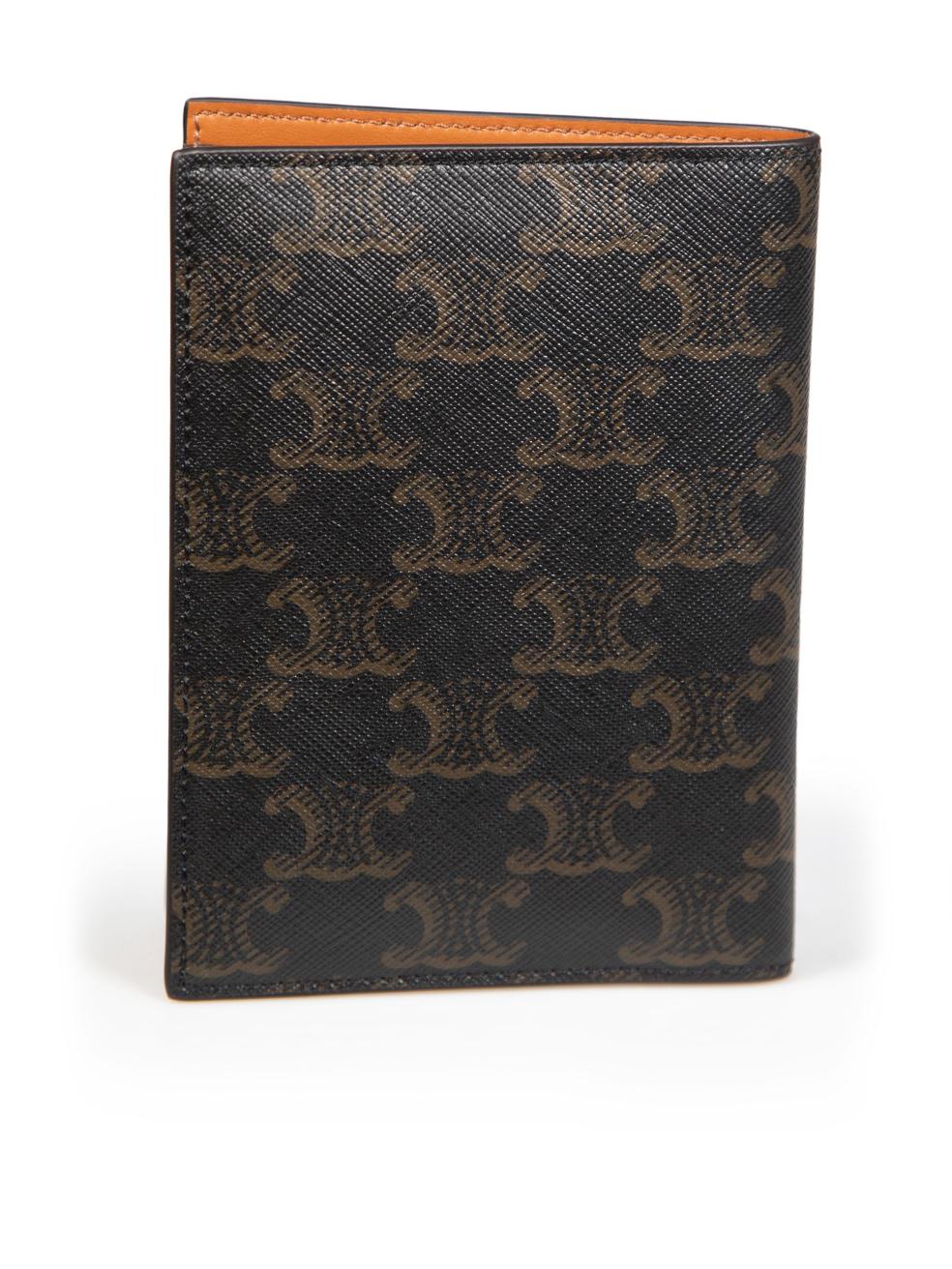 Céline Brown Triomphe Passport Cover In New Condition In London, GB