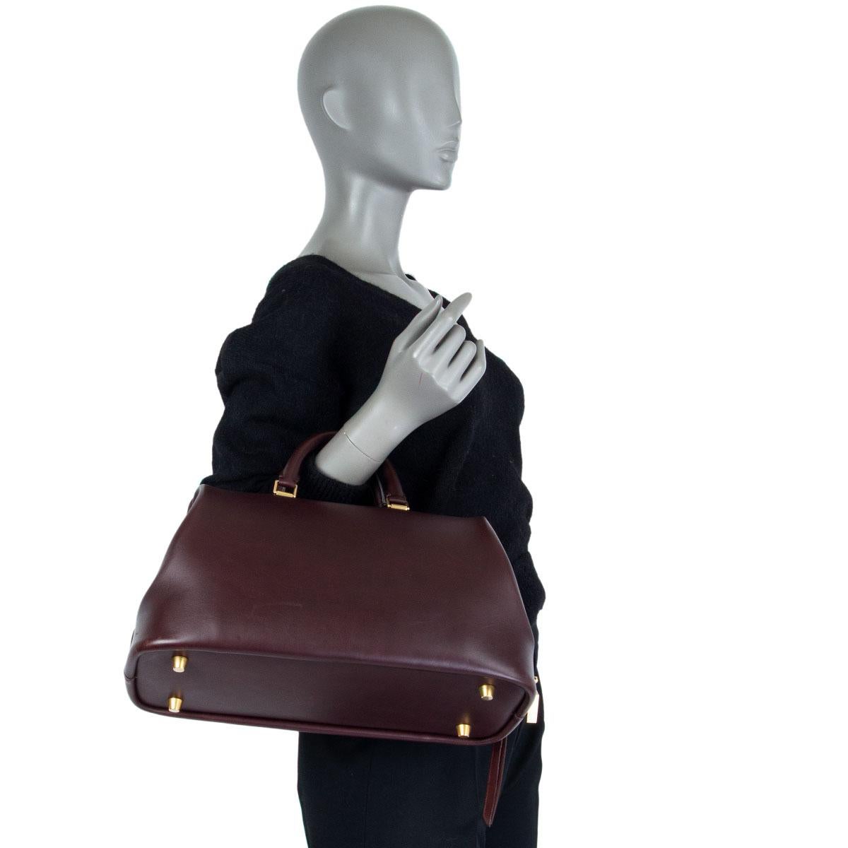 CELINE burgundy leather FRAME DOCTOR SMALL Bag In Excellent Condition In Zürich, CH