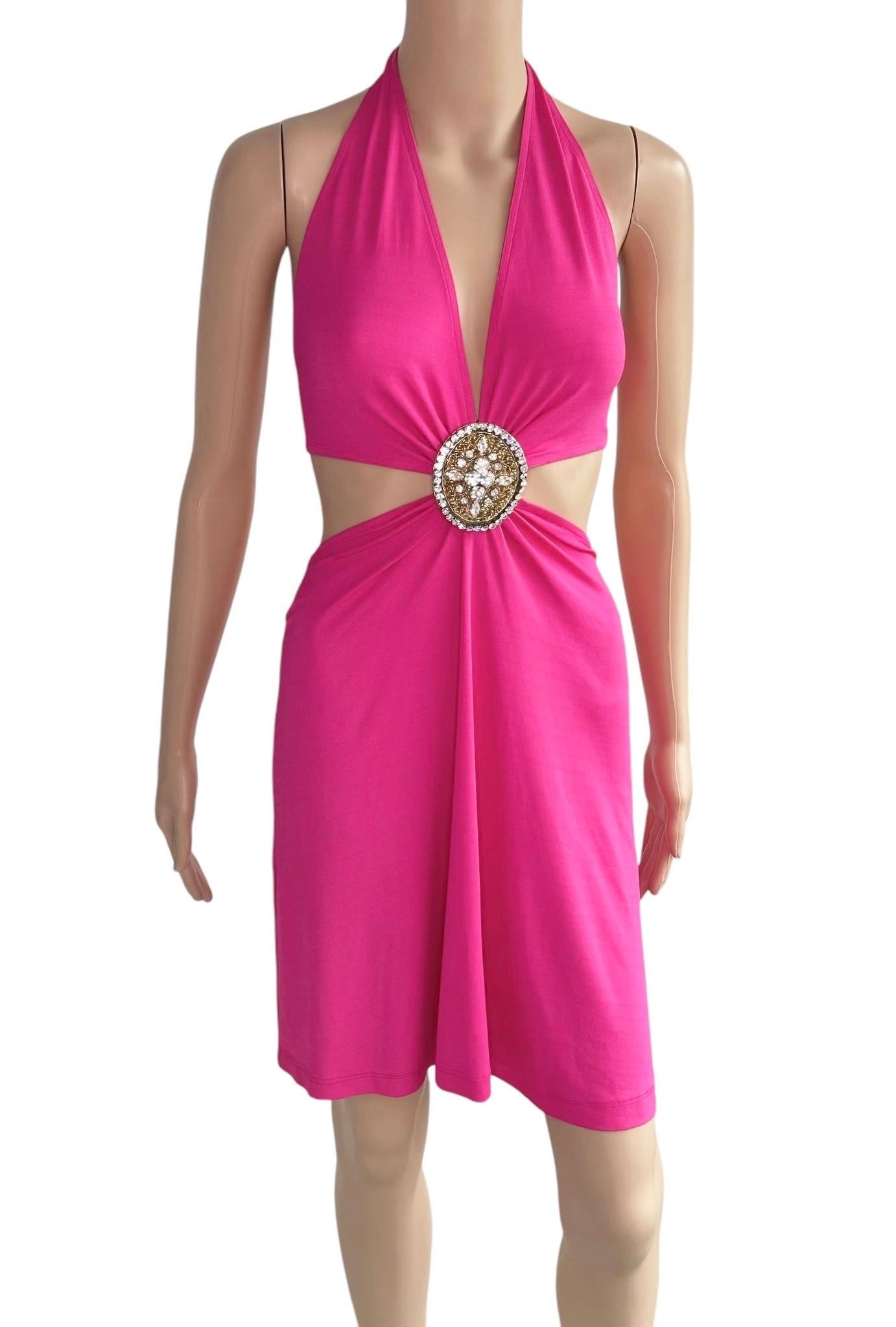 Celine by Michael Kors S/S 2004 Runway Embellished Cutout Halter Dress FR 38

Look 43 from the Celine Spring 2004 Collection.

Condition: Good Vintage Condition. Some loose and broken stitching, not affecting wearability and not visible when worn.