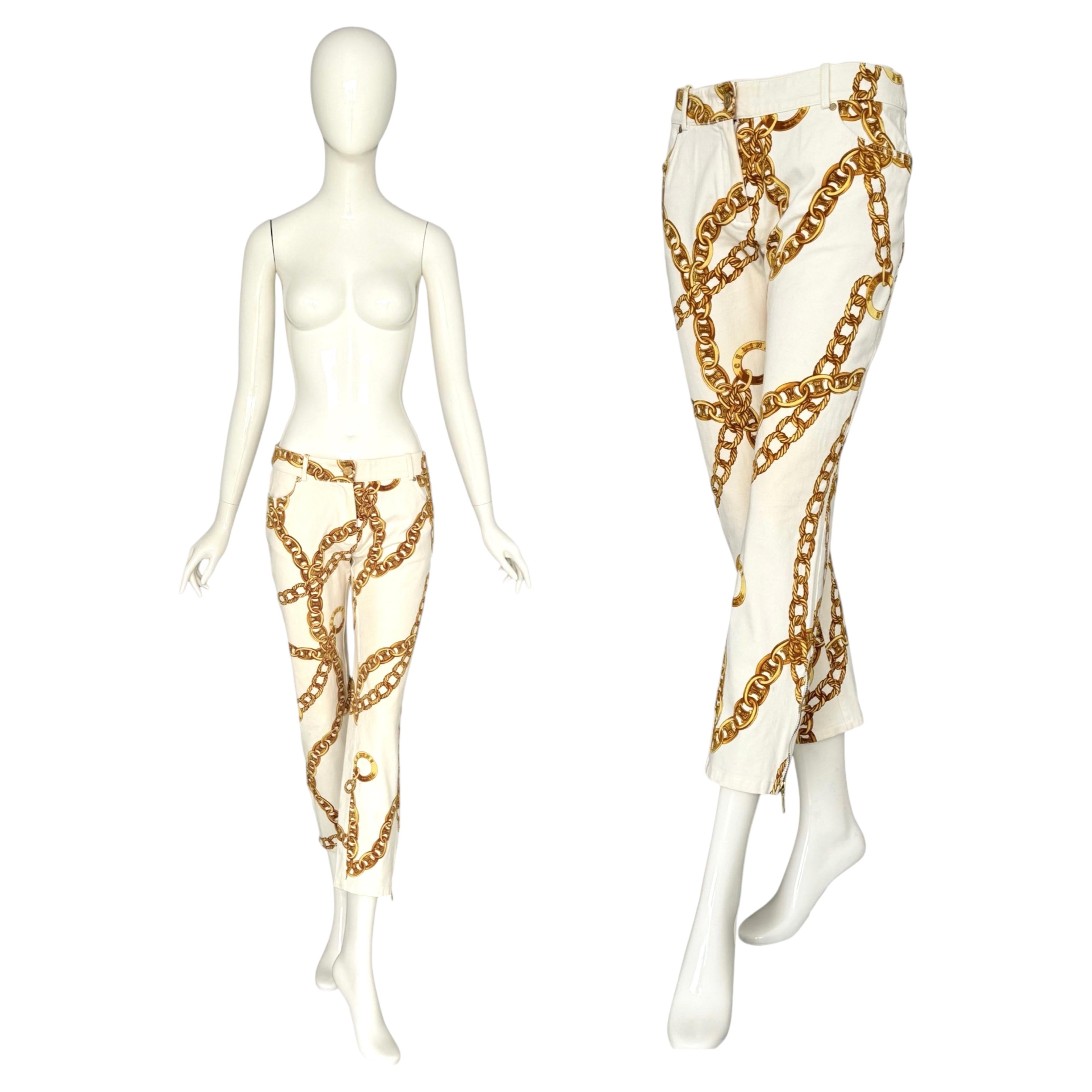 Celine by Michael Kors Frühjahr/Sommer 2004 Goldketten-Print-Hose im Angebot