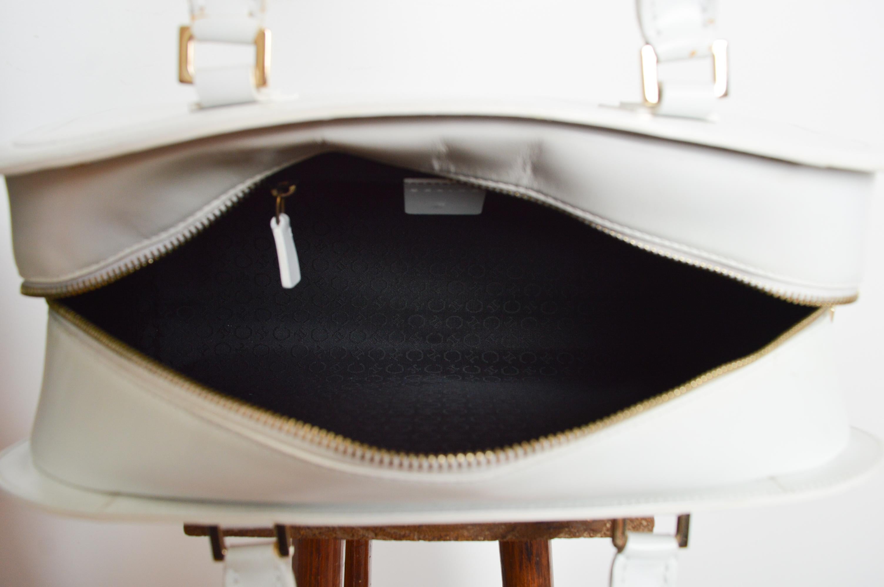 CÉLINE by Michael Kors Triomphe Bolso / cartera de asa grande de piel blanca en venta 14