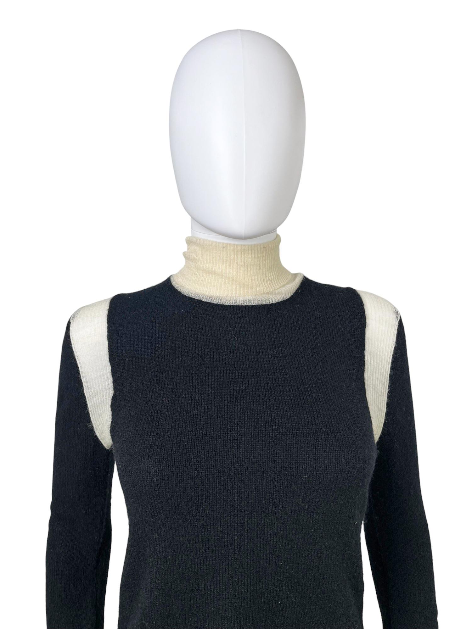 Celine by Phoebe Philo 2010's Double Layered Alpaca Black Turtleneck In condizioni ottime in vendita a Caserta, IT