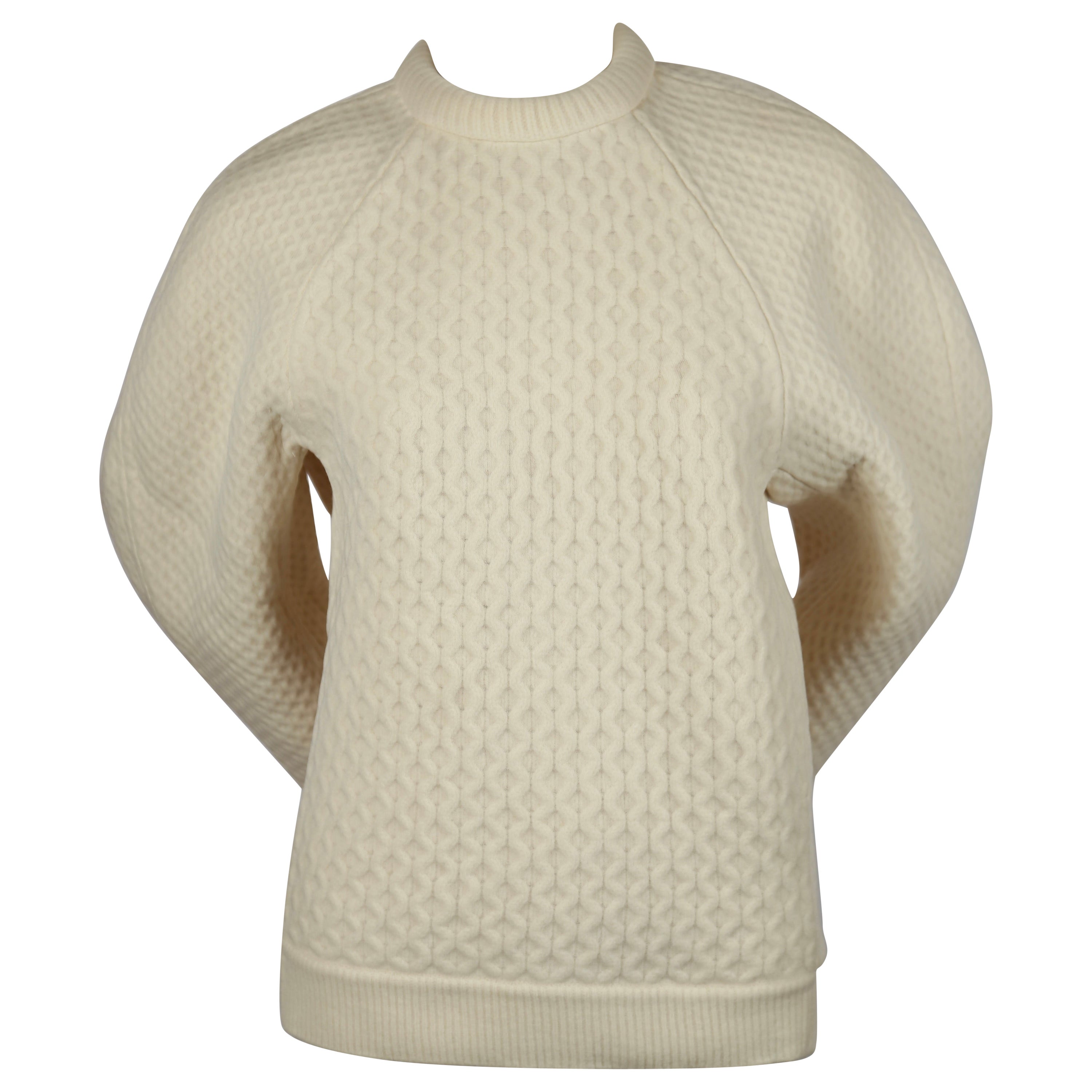 CELINE by PHOEBE PHILO 2012 Laufstegpullover mit abgerundeten Ärmeln und Netzüberzug