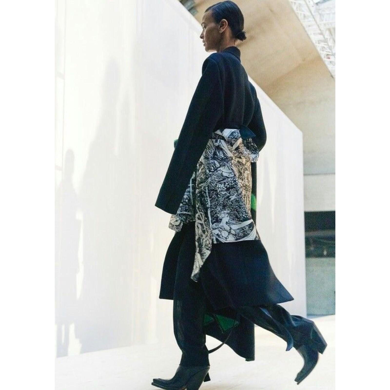 Céline by Phoebe Philo FW 2017 Runway Black Leather Santiag Western Boots For Sale 6