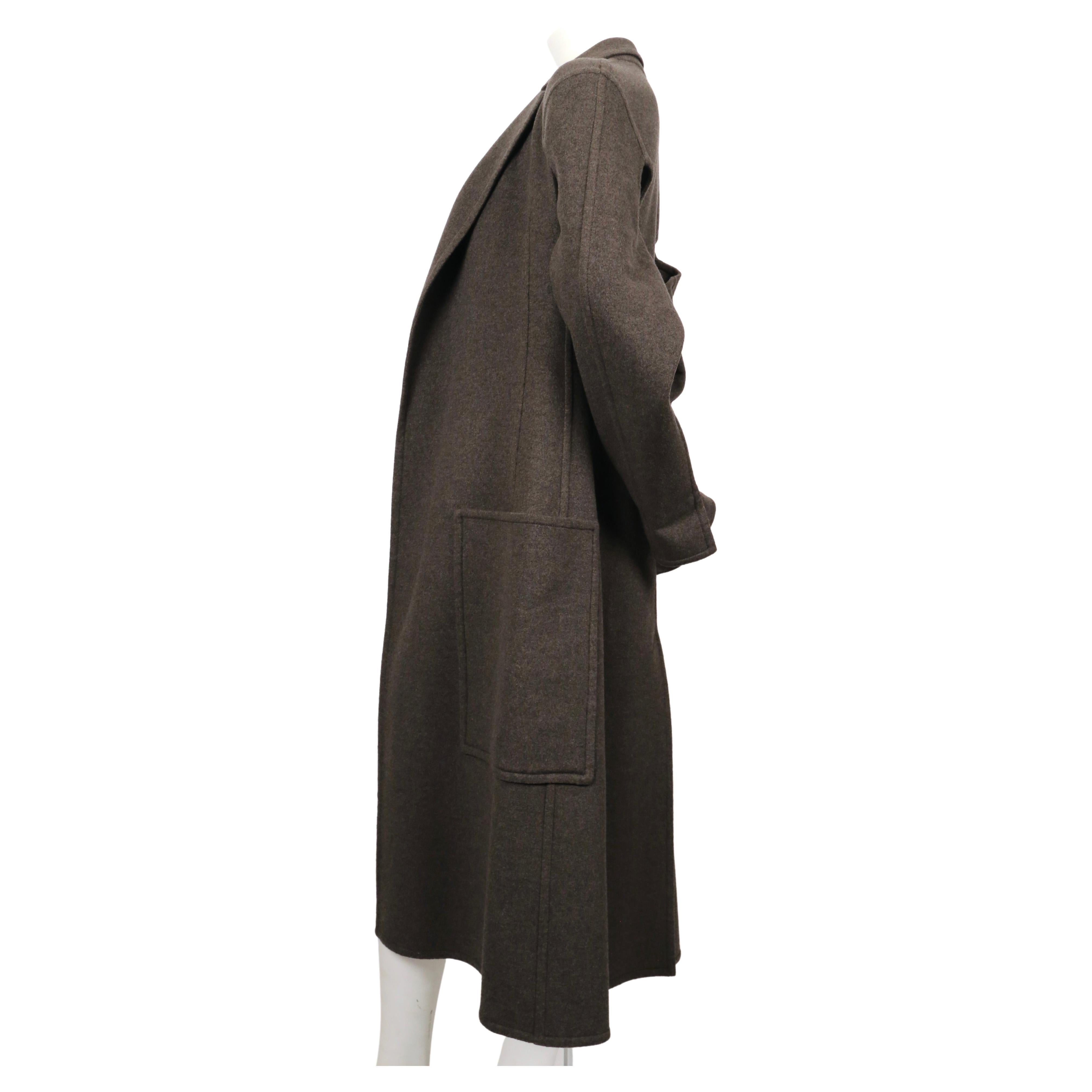 Celine by Phoebe Philo heathered grey cashmere coat with cutouts & wrap pockets In New Condition For Sale In San Fransisco, CA