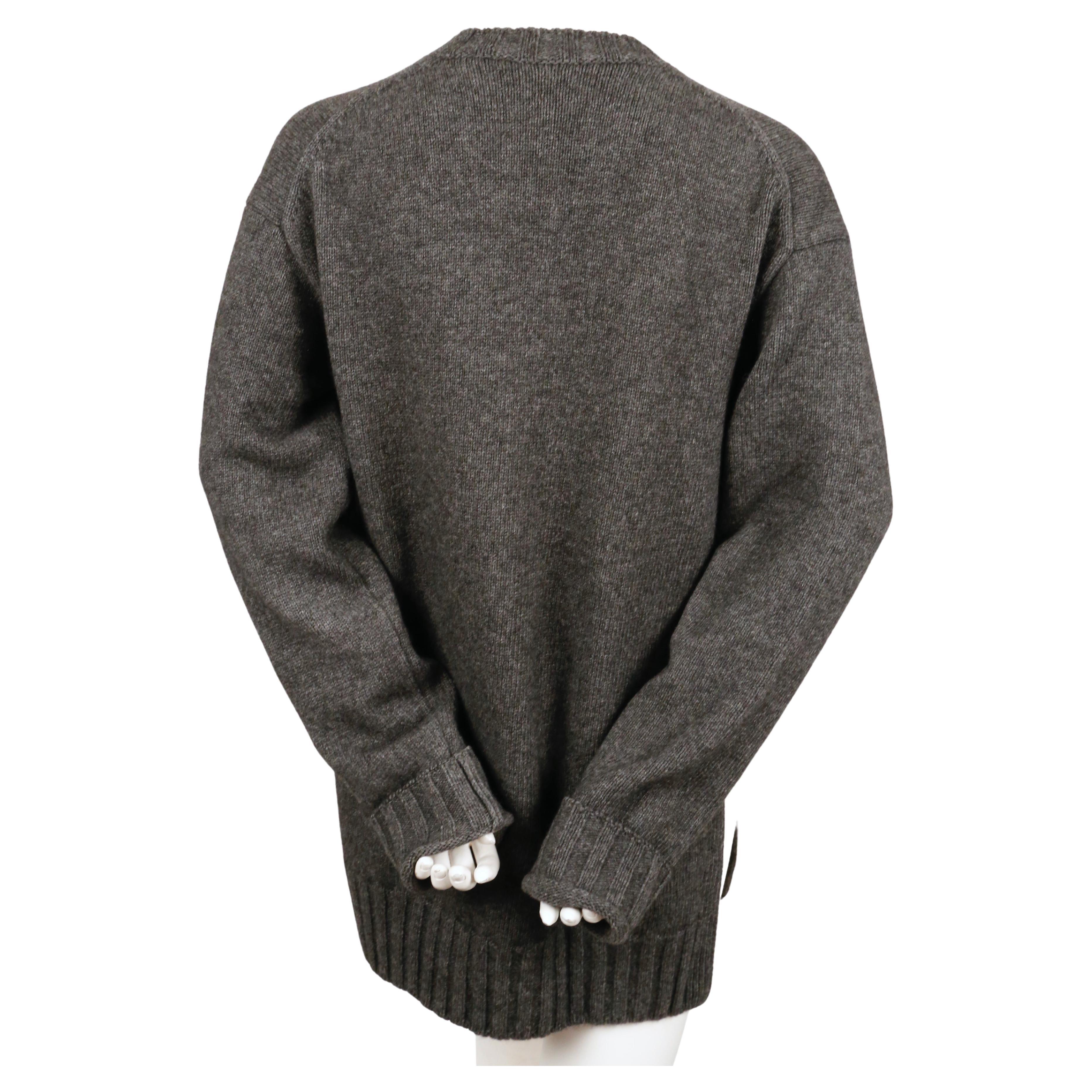 CELINE by PHOEBE PHILO marled dark grey sweater with patch pocket and split side For Sale 2