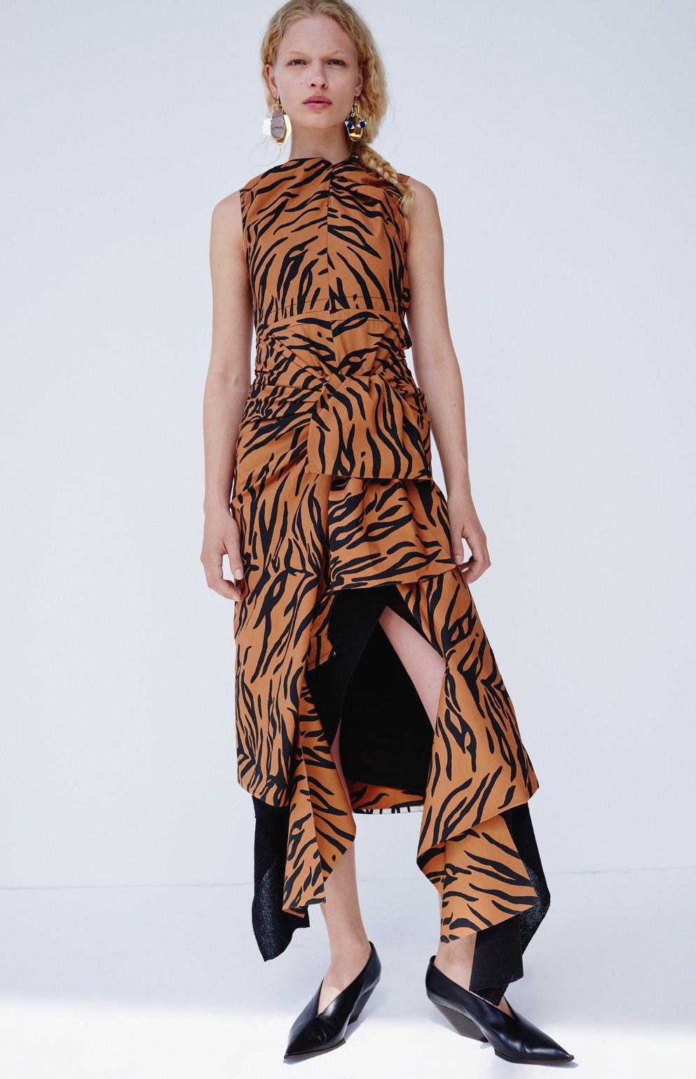 Céline par Phoebe Philo - Robe drapée avec imprimé tigre et ouverture dans le dos, neuve 2