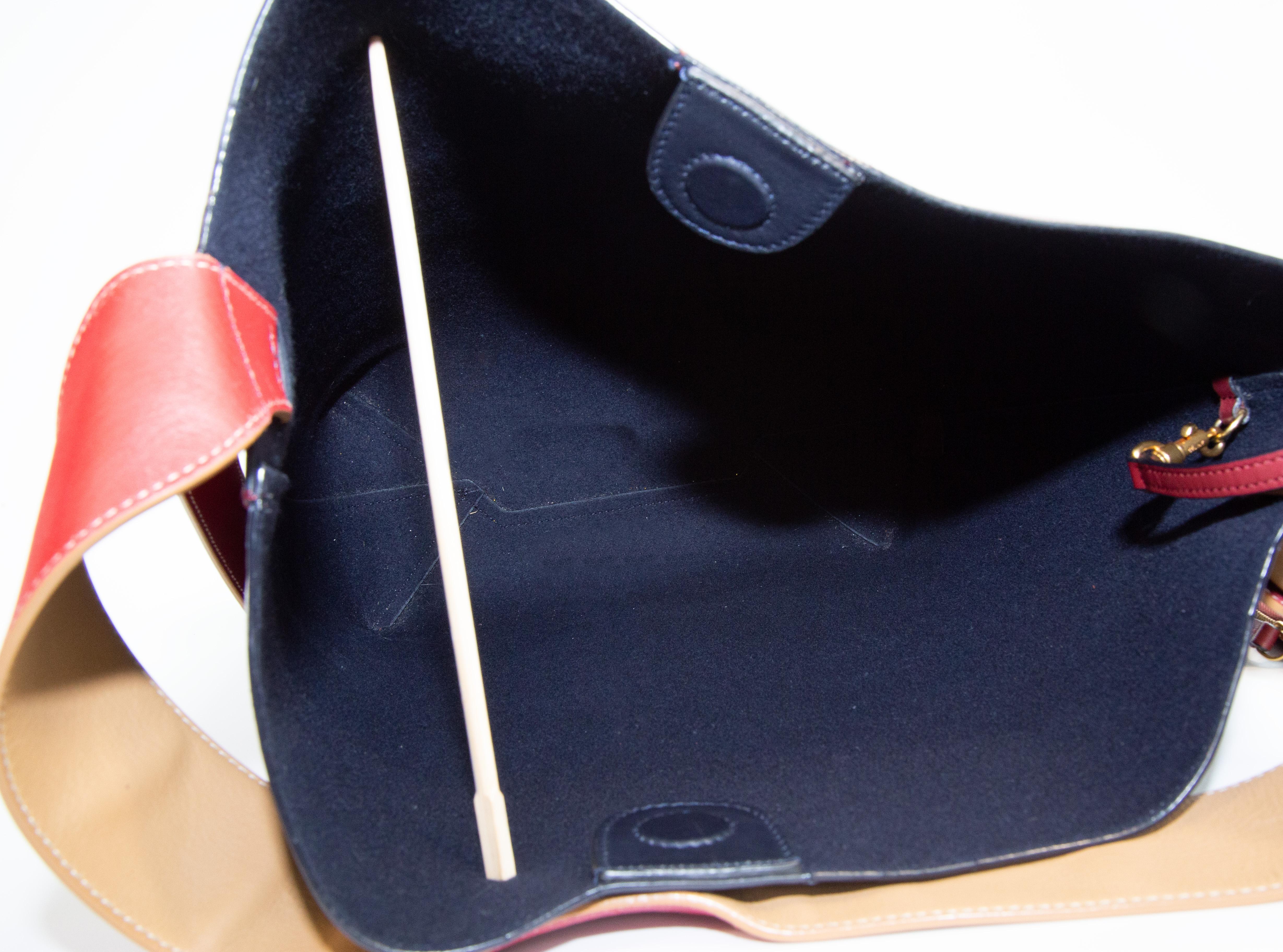 Celine by Phoebe Philo Twisted Cabas Bag Multicolor Leather en vente 12