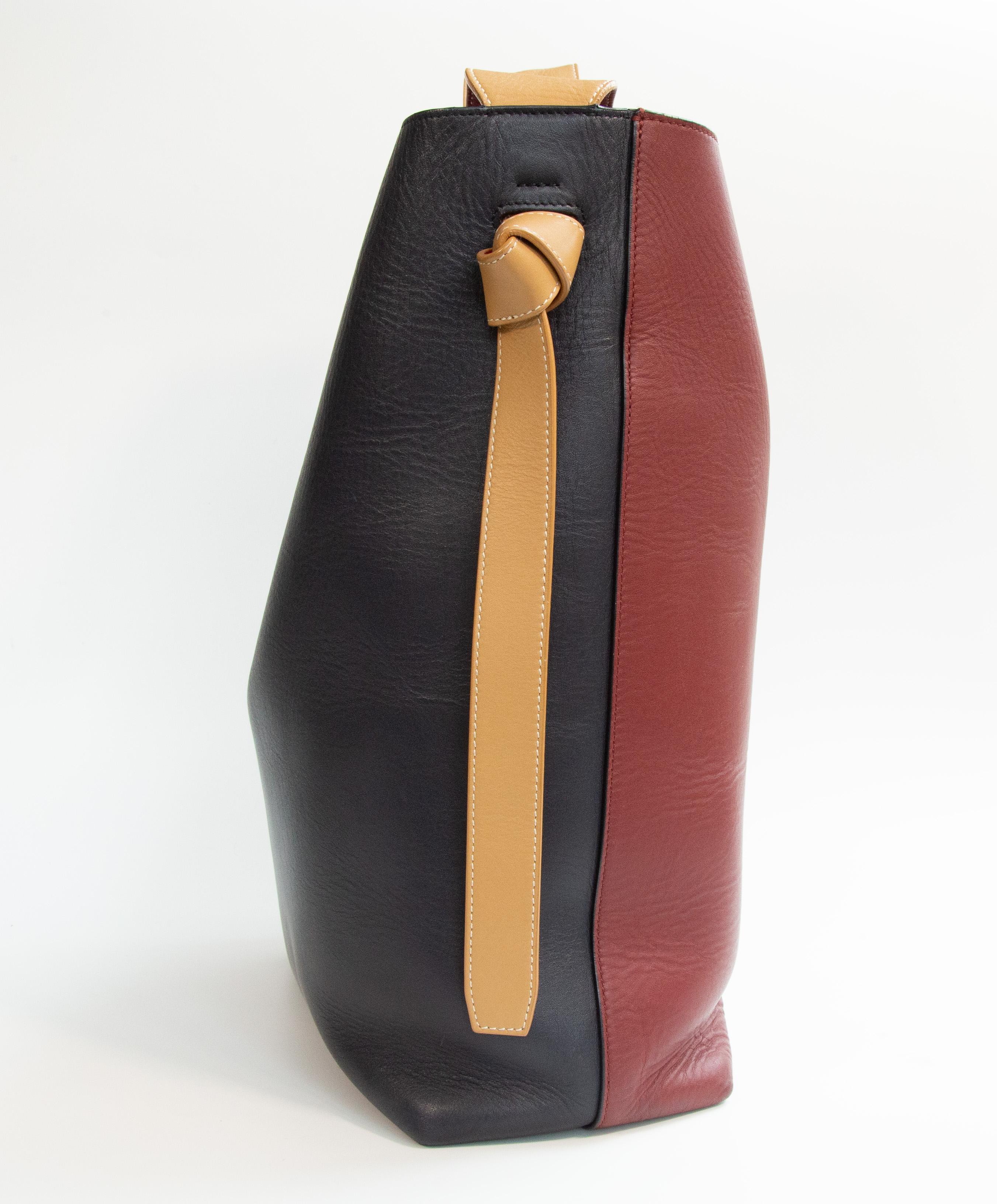 Celine by Phoebe Philo Twisted Cabas Bag Multicolor Leather en vente 1