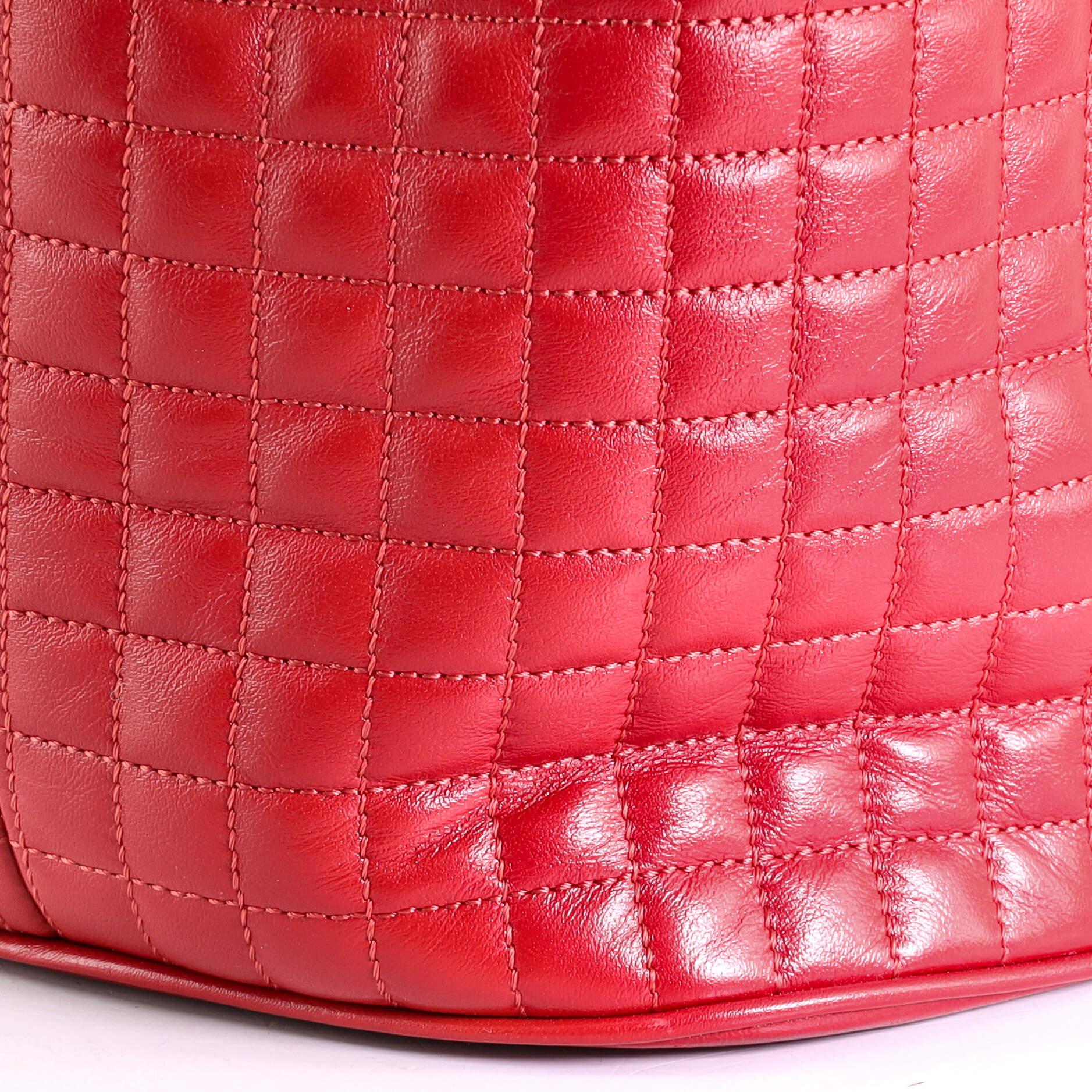 Celine C Charm Bucket Rucksack aus gestepptem Leder mit Charme für Damen oder Herren