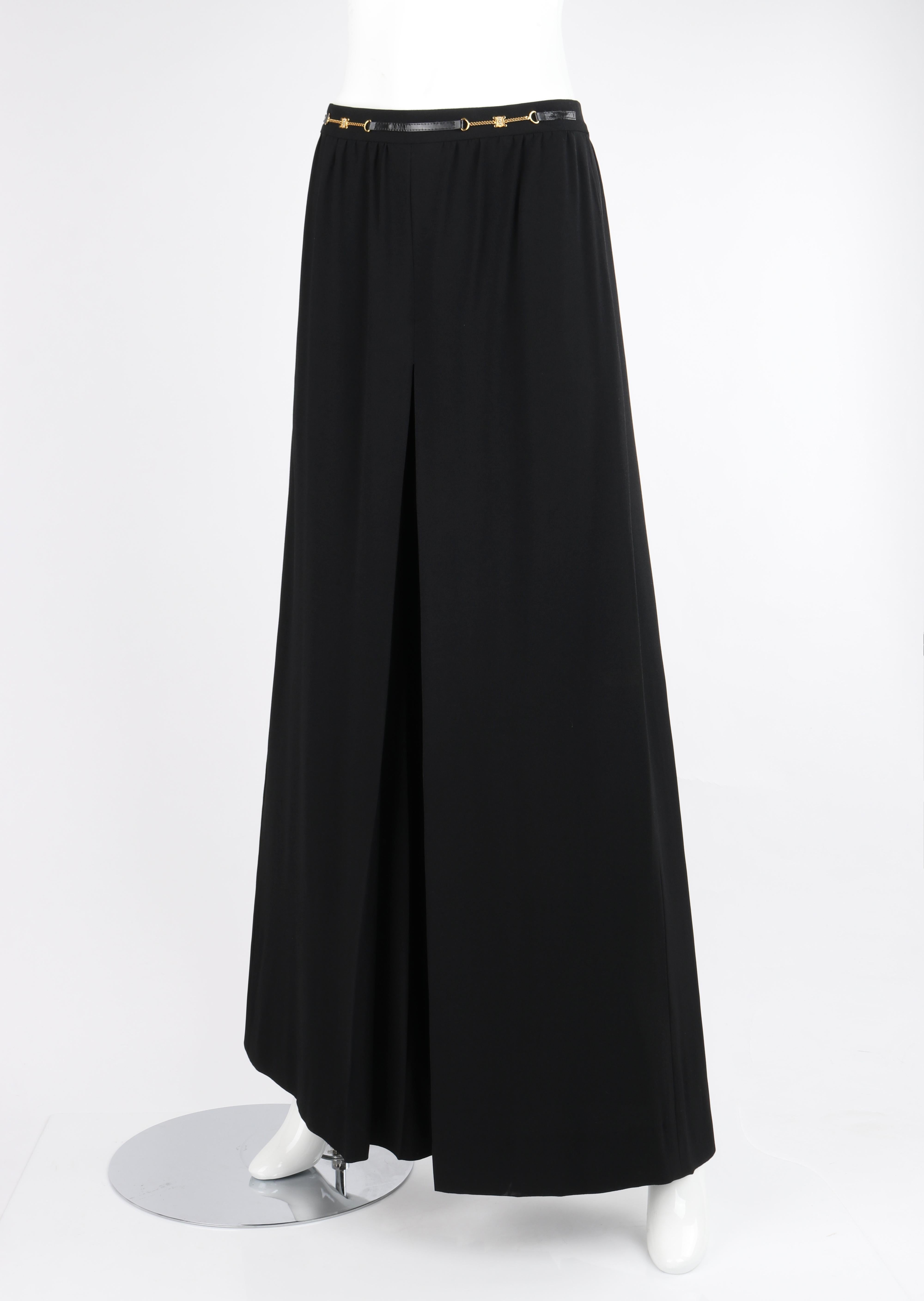 CELINE c.1980s/90s Black Gold Logo Chain Accent Ultra Wide Leg Pleated Trousers For Sale 2