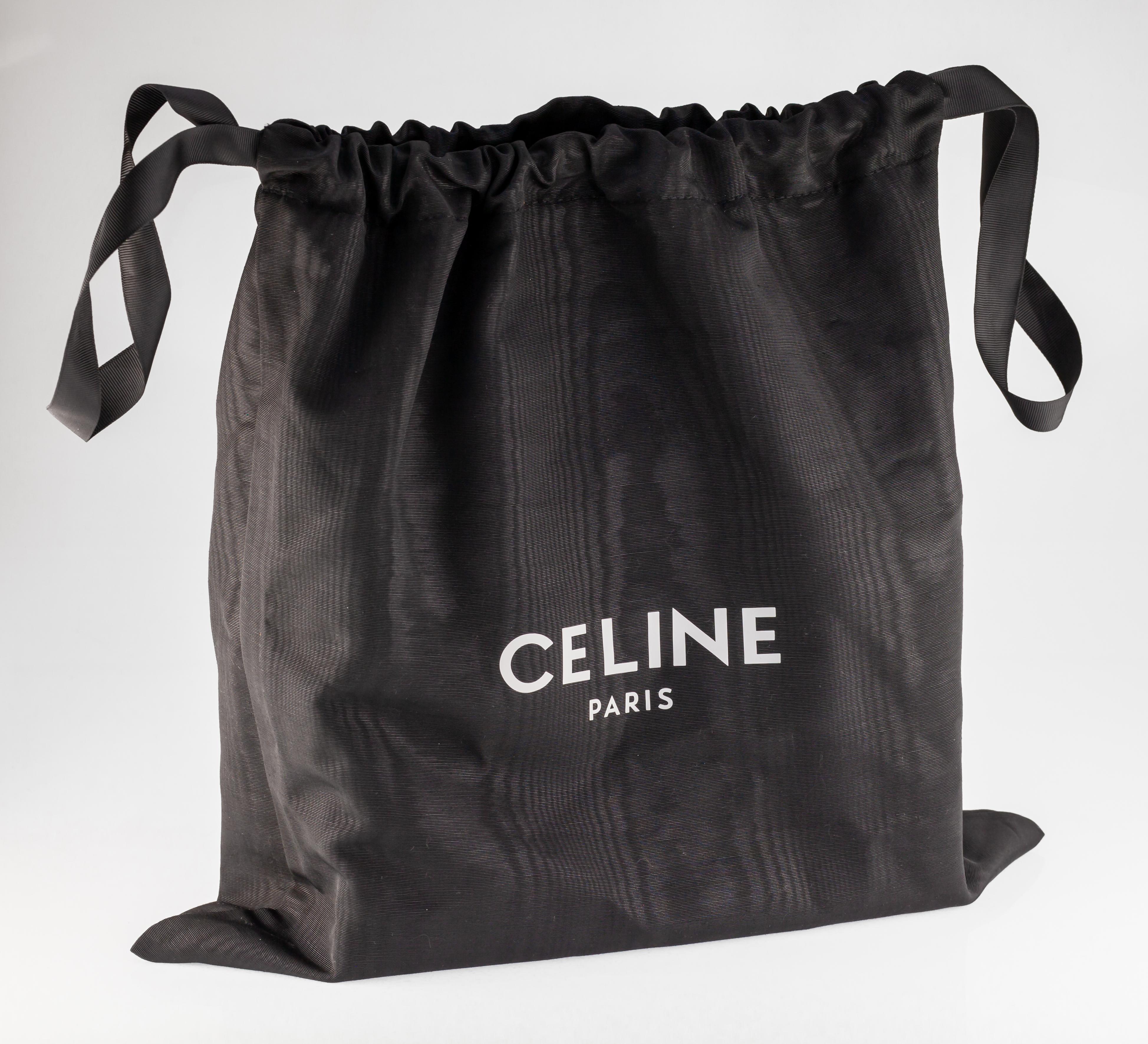 Celine Cabas Hippo White/Black Canvas Tweed Thais Cloth Handbag w/ Dustbag For Sale 2