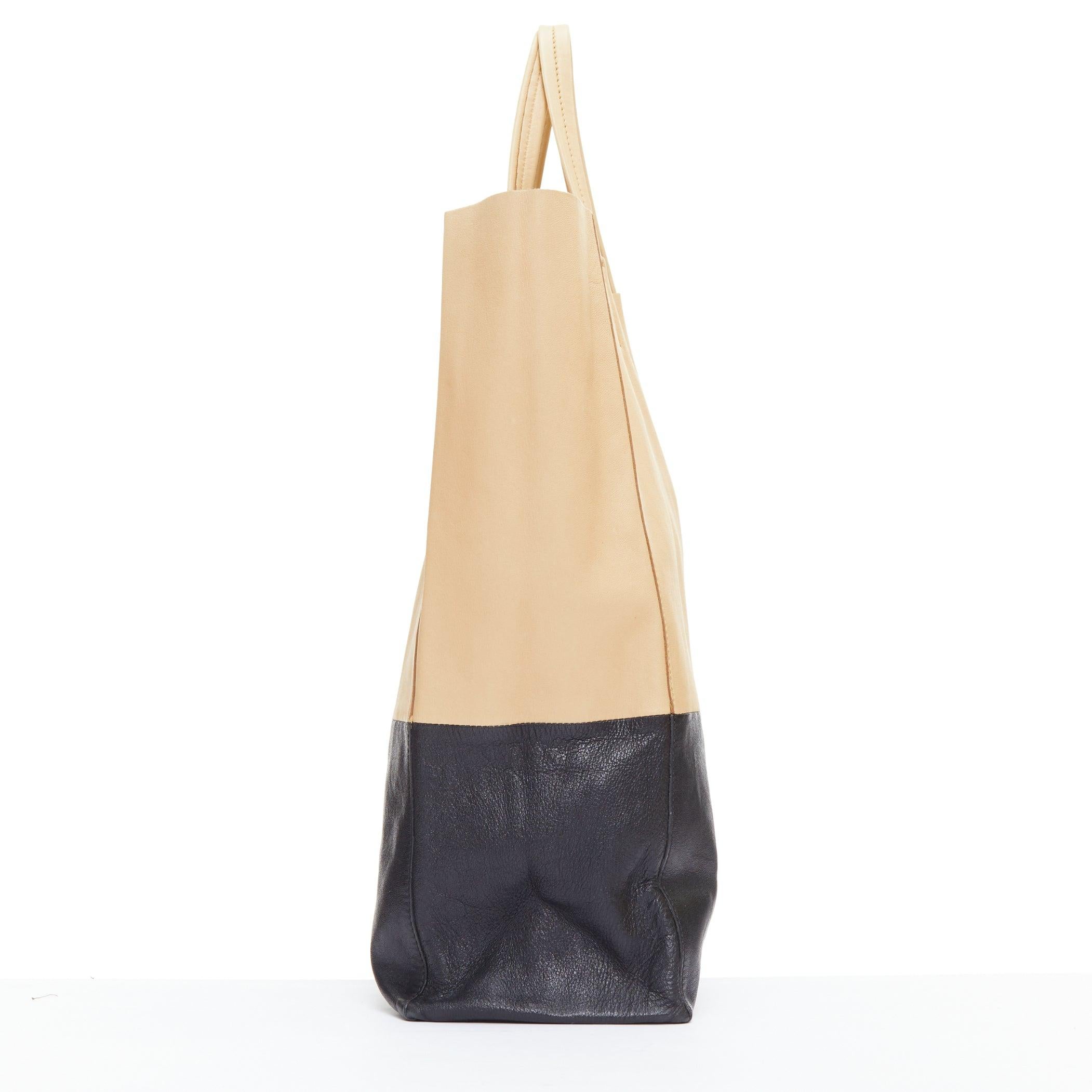 CELINE Cabas Vertical nude black leather bicolor soft tote bag In Good Condition For Sale In Hong Kong, NT