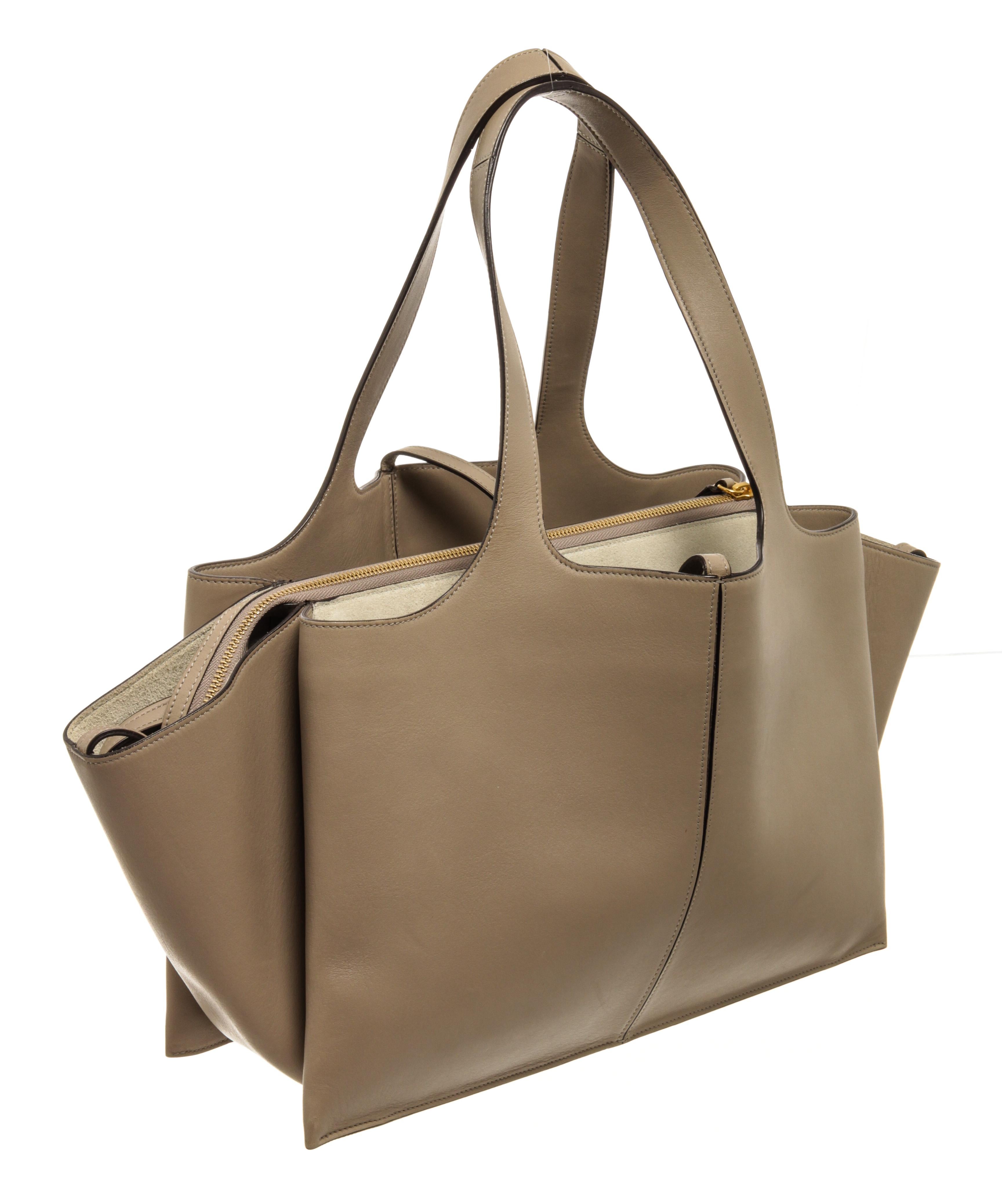 Celine Calfskin Leather Trifold Shoulder Bag In Good Condition In Irvine, CA