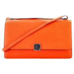 Ledertasche mit Klappenklappe von Celine Medium
