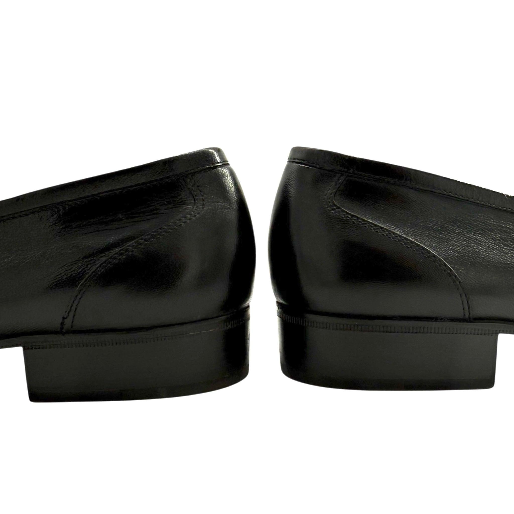 Celine Classic Loafers aus schwarzem Leder, 1980er Jahre im Zustand „Hervorragend“ im Angebot in Los Angeles, CA