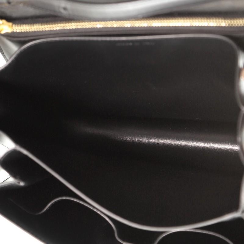 Celine Classic Box Bag Smooth Leather Medium In Good Condition In NY, NY