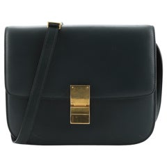 Classic Box-Tasche aus glnzendem Leder von Celine