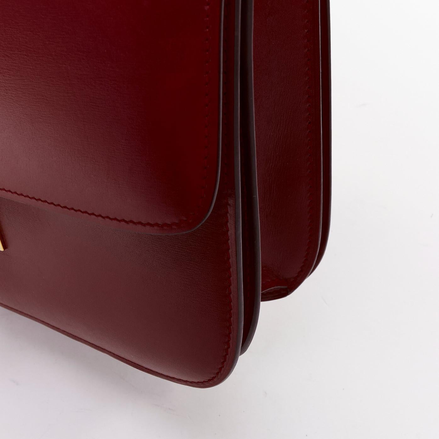 CELINE Classic Box burgundy smooth leather gold clasp crossbody messenger bag For Sale 3