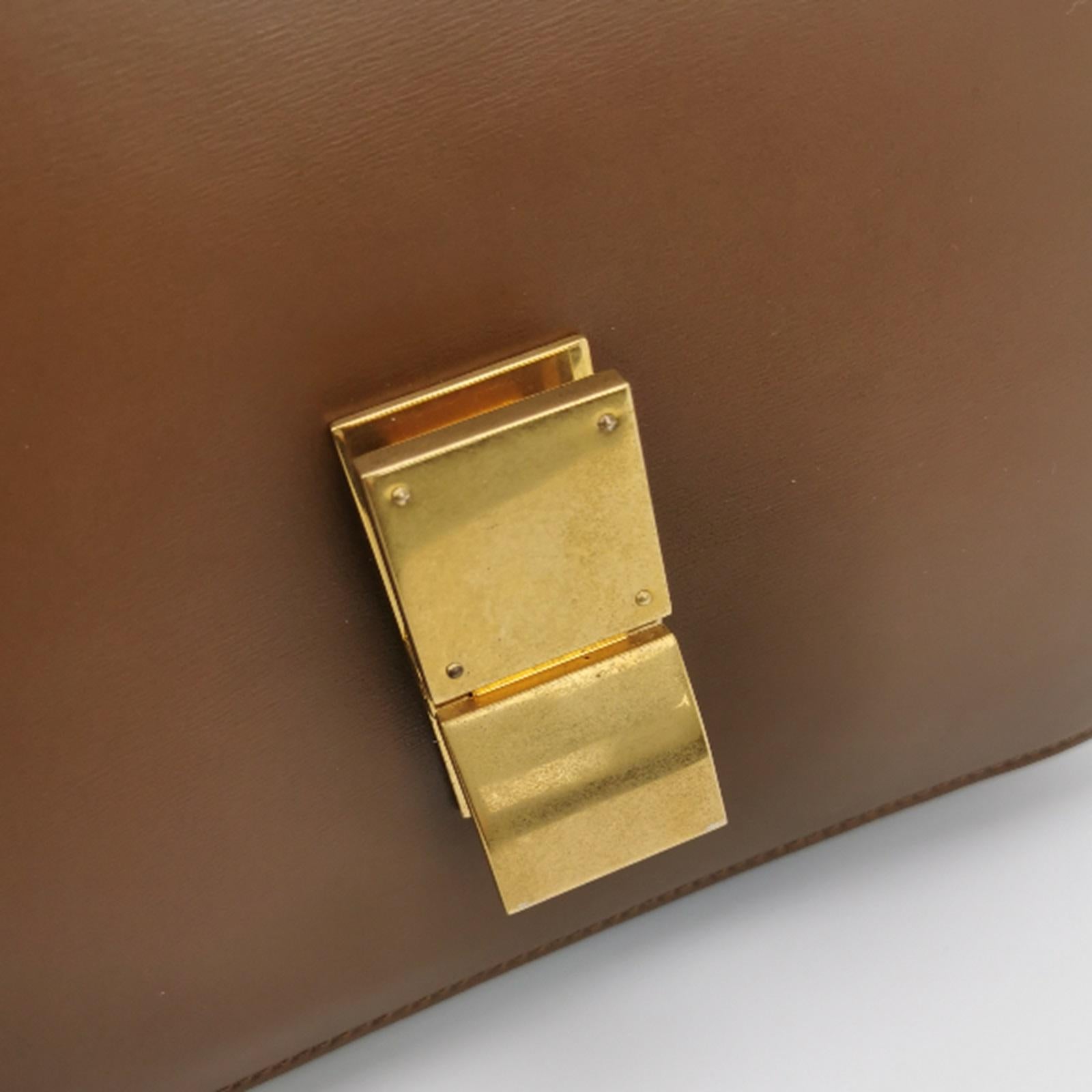 CELINE Classic Box Flap Caramel Brown Leather crossbody bag For Sale 6