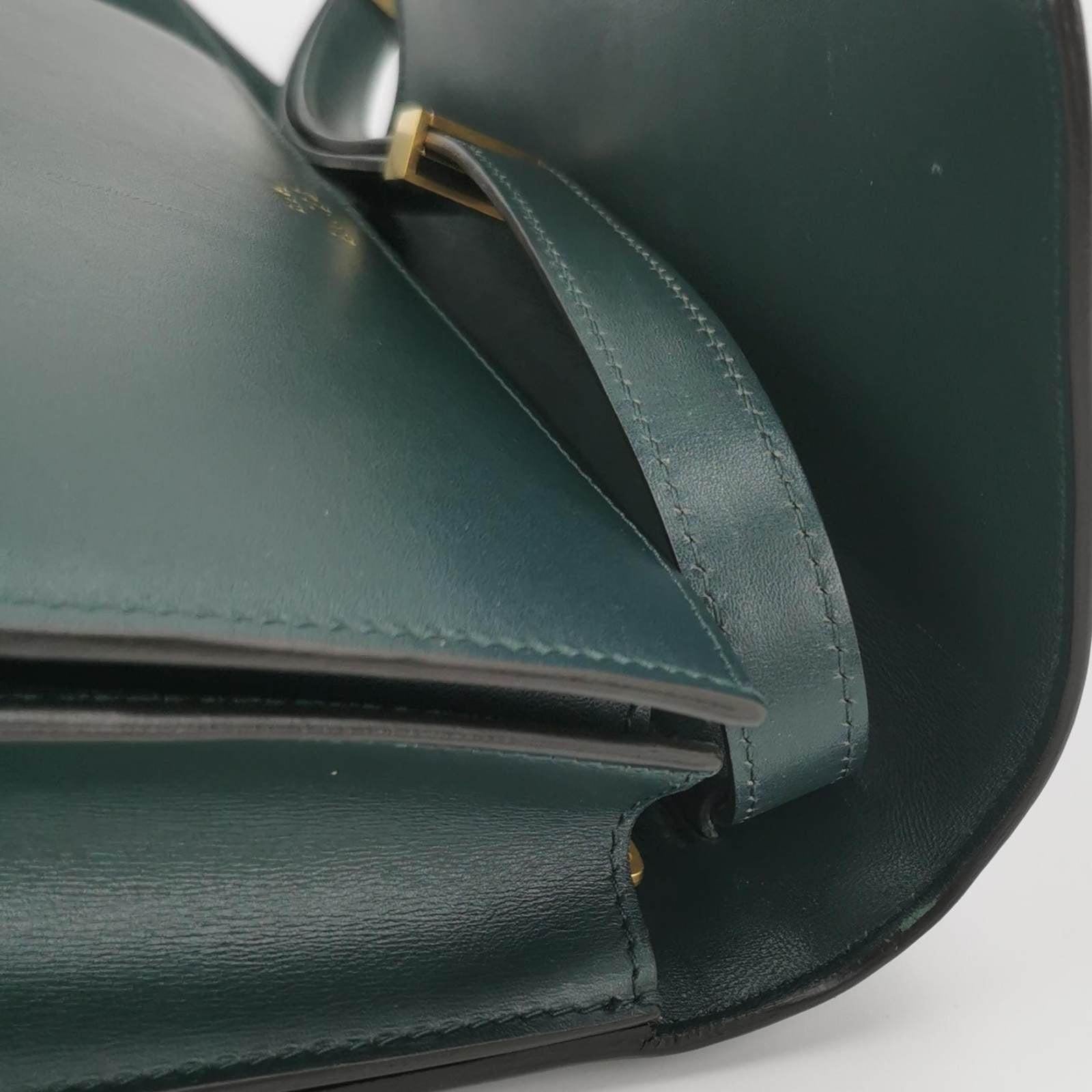 CELINE Classic Box Flap Dark Green Leather crossbody bag 6
