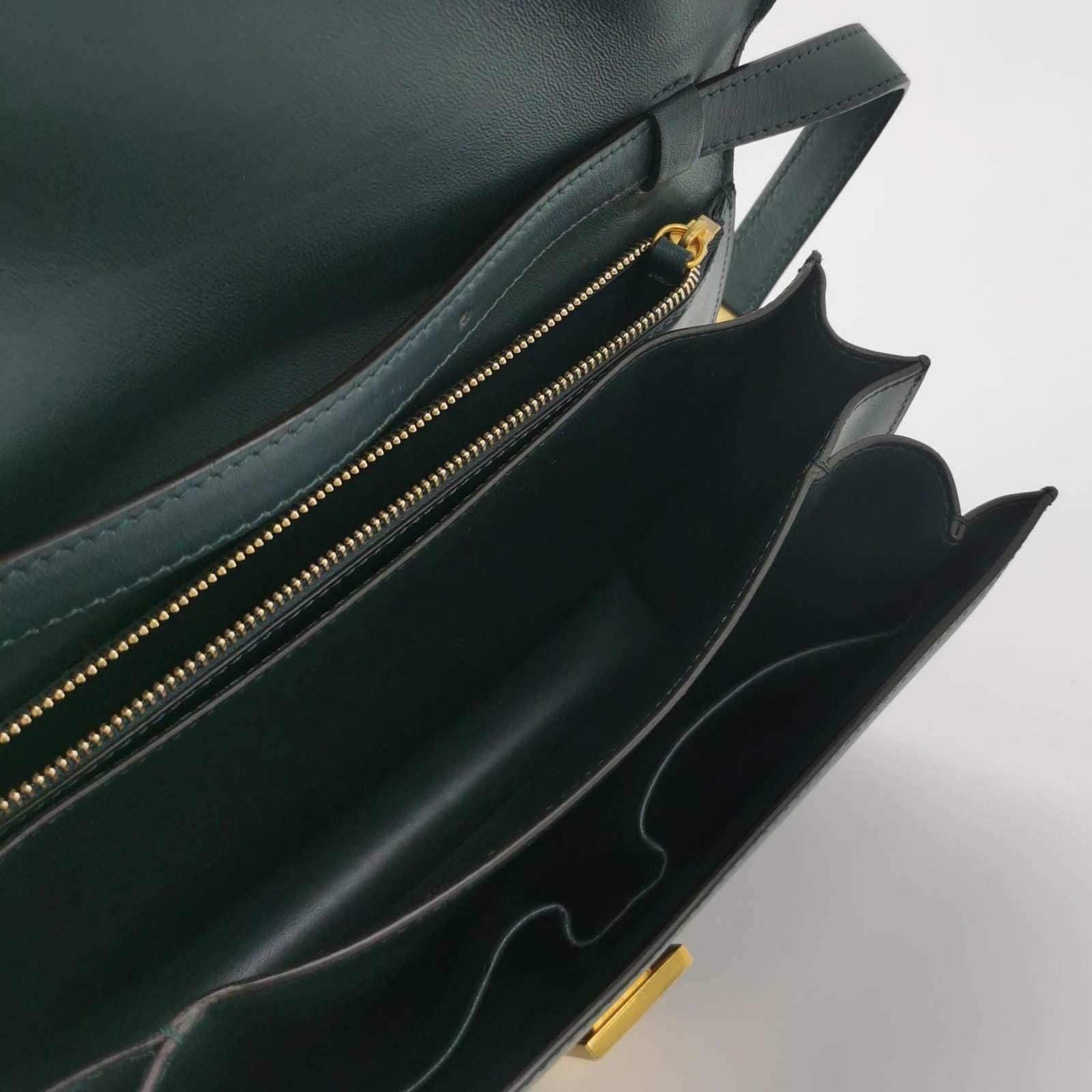 Women's CELINE Classic Box Flap Dark Green Leather crossbody bag