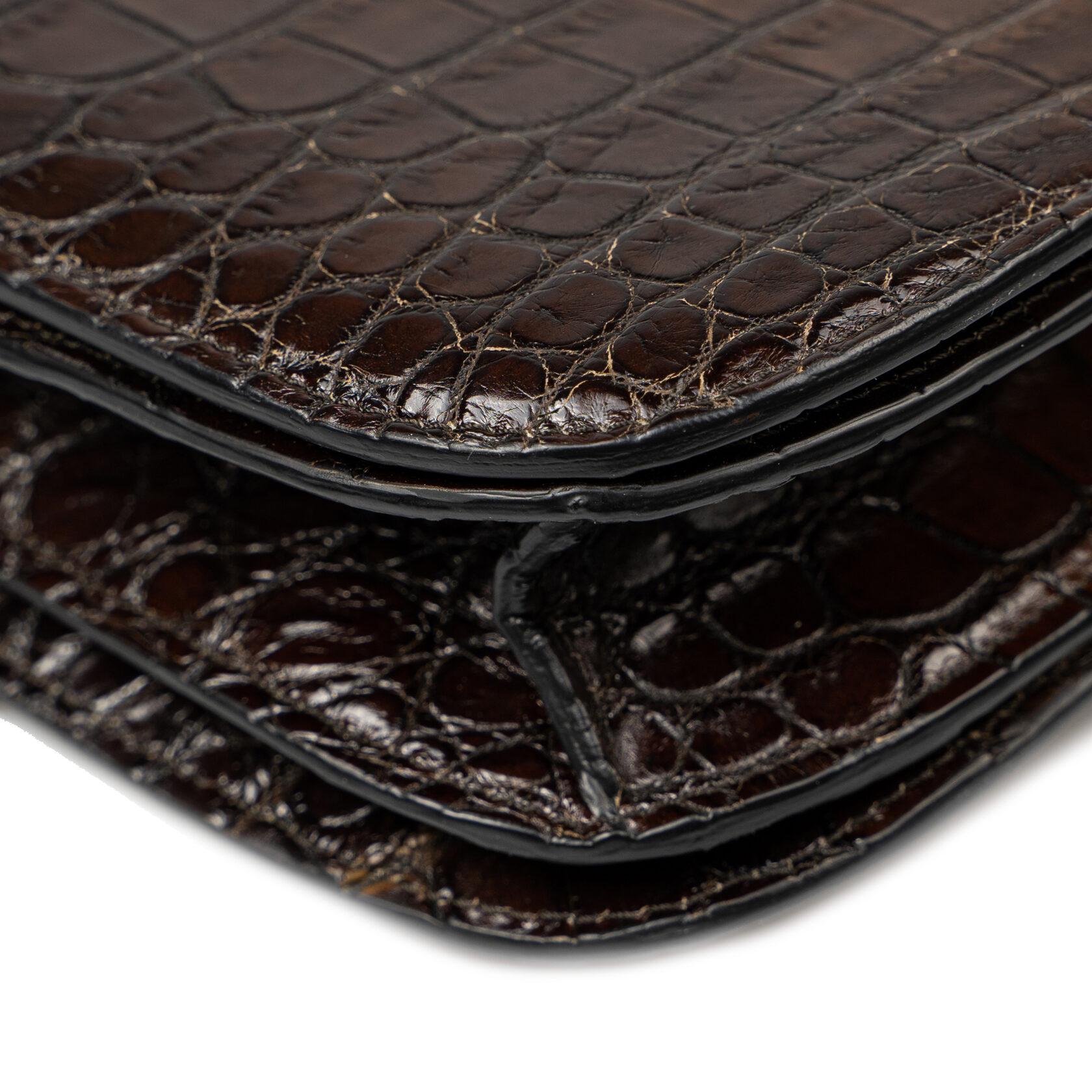 Celine Classic Box Medium in Crocodile Leather For Sale 6