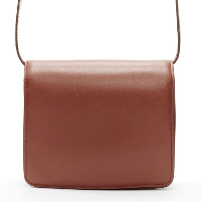 Women's CELINE Classic Box tan brown calfskin gold clasp adjustable crossbody bag Small For Sale