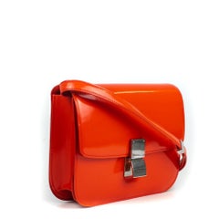 CÉLINE Classic Shoulder bag in Red Patent leather