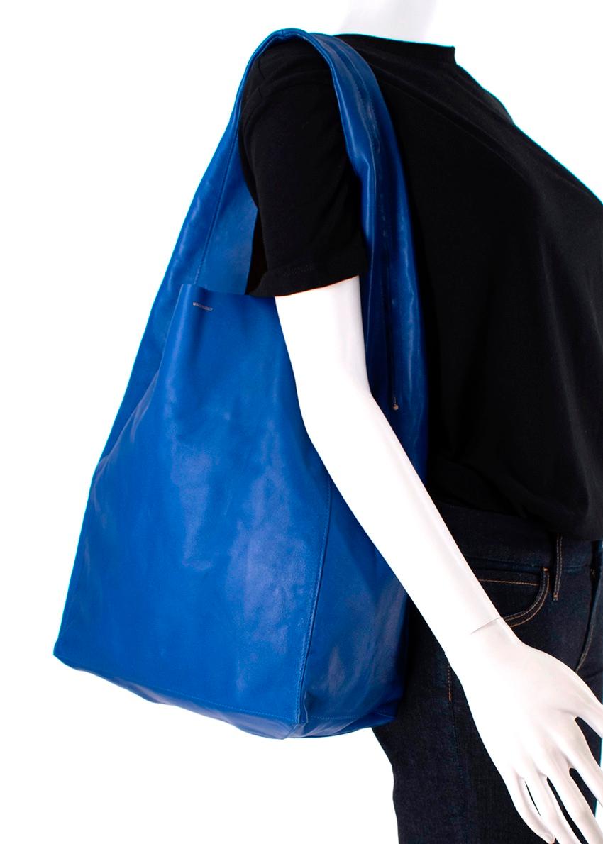 Celine Cobalt Blue Leather Sling Shoulder Bag In Excellent Condition For Sale In London, GB