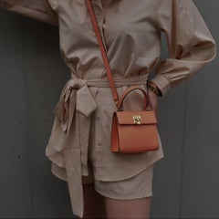 CELINE Koralle Orange Leder Gold Hardware Kelly Style Umhängetasche mit Griff
